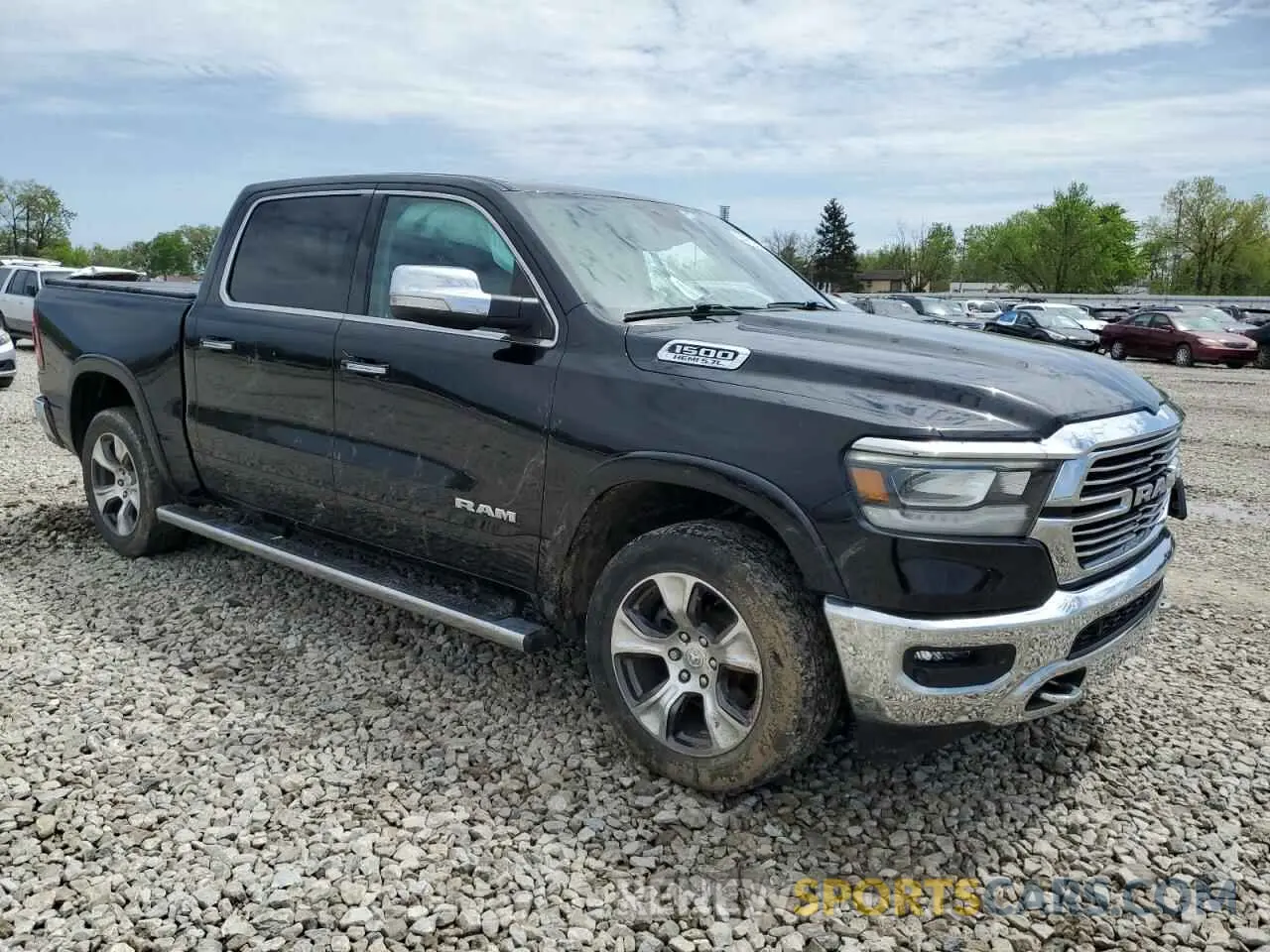 4 Photograph of a damaged car 1C6SRFJTXNN323578 RAM All Models 2022