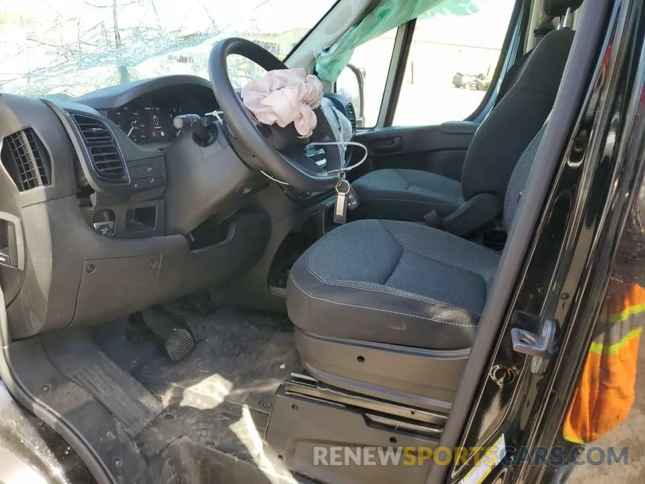 7 Photograph of a damaged car 3C6MRVJG9NE120580 RAM All Models 2022