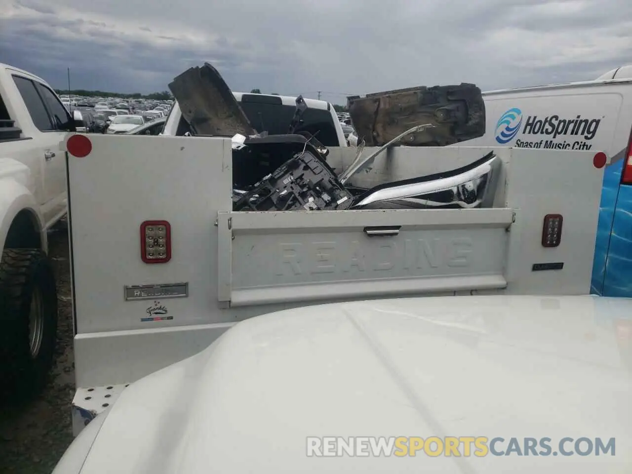 6 Photograph of a damaged car 3C7WRTCL7NG200239 RAM All Models 2022