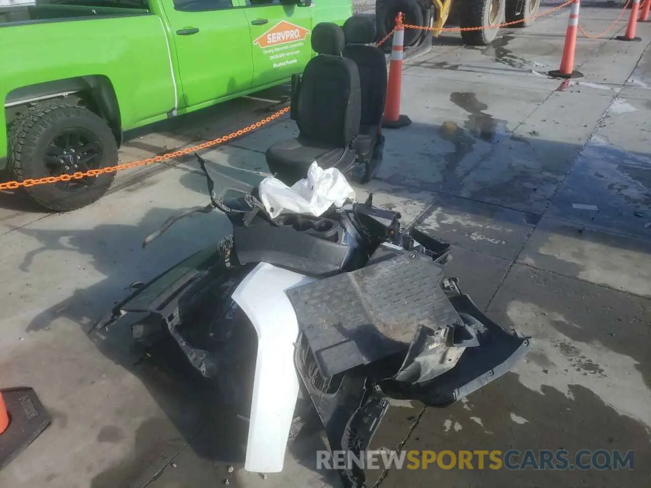 13 Photograph of a damaged car 3C6MRVJGXPE501020 RAM All Models 2023