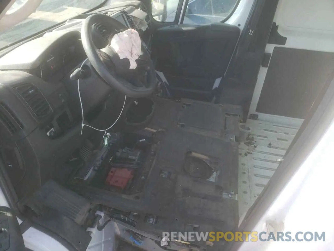 7 Photograph of a damaged car 3C6MRVJGXPE501020 RAM All Models 2023