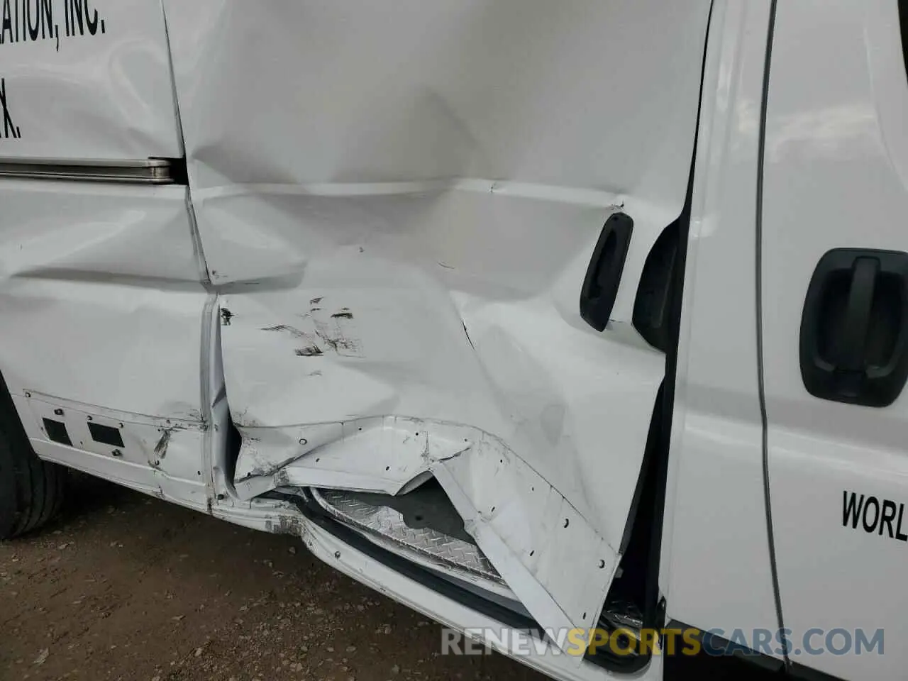 9 Photograph of a damaged car 3C6MRVZG9PE556627 RAM All Models 2023