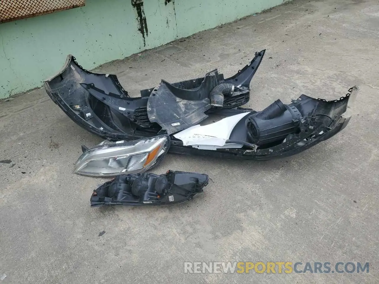 13 Photograph of a damaged car 3C6LRVBG9RE128324 RAM All Models 2024