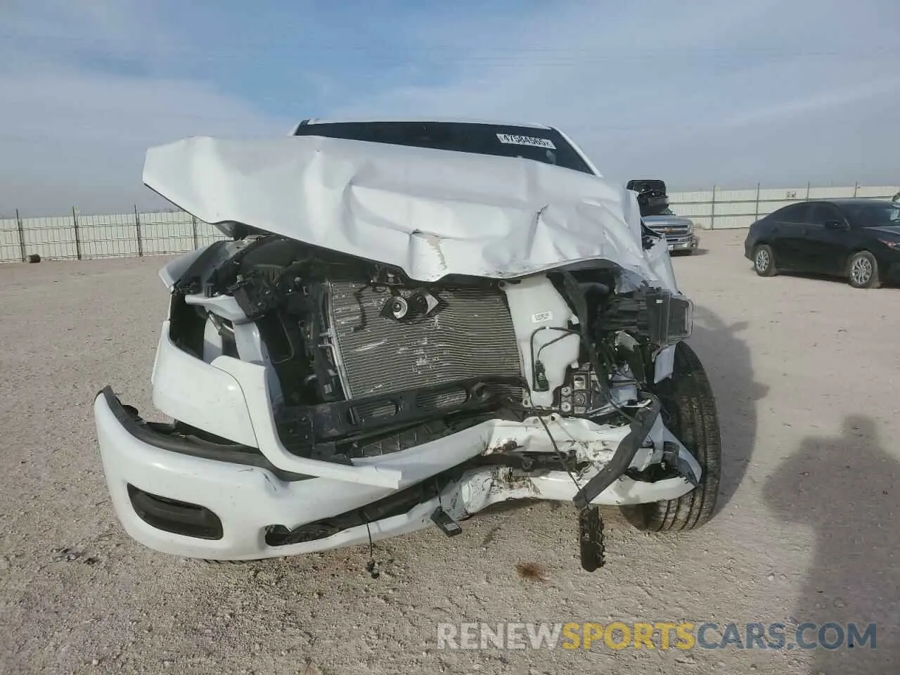 5 Photograph of a damaged car 1C6SRFFP7SN564845 RAM All Models 2025