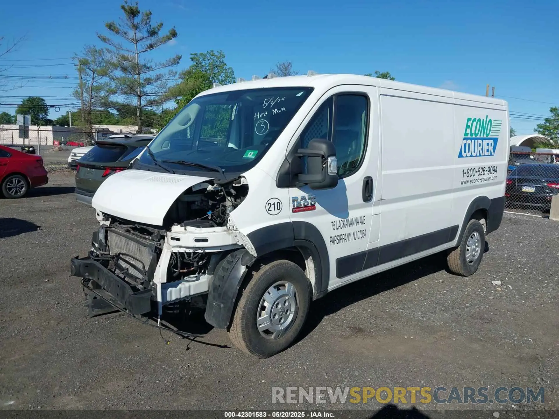 2 Photograph of a damaged car 3C6TRVAG0KE544320 RAM PROMASTER 1500 2019