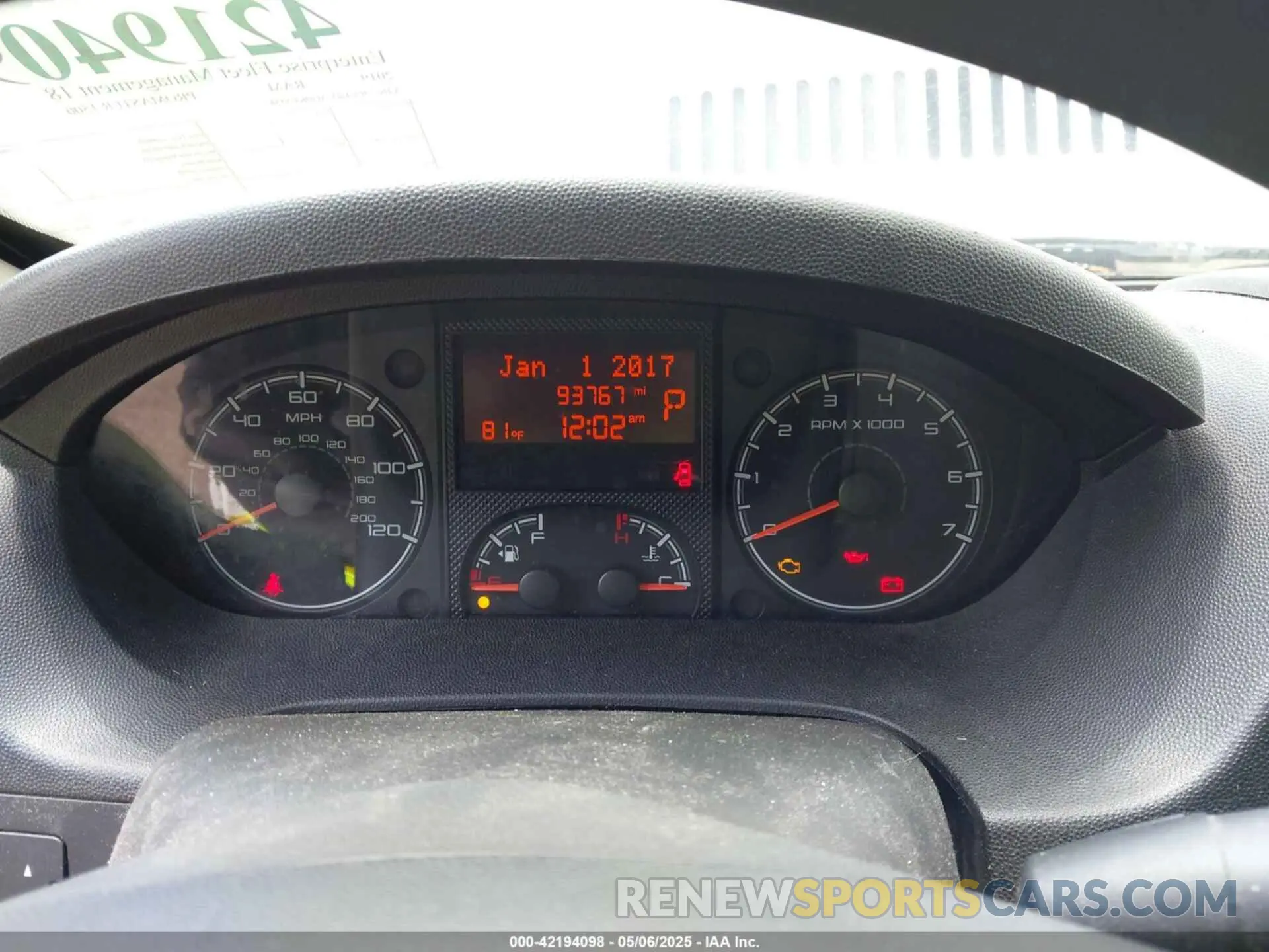7 Photograph of a damaged car 3C6TRVAG0KE555835 RAM PROMASTER 1500 2019