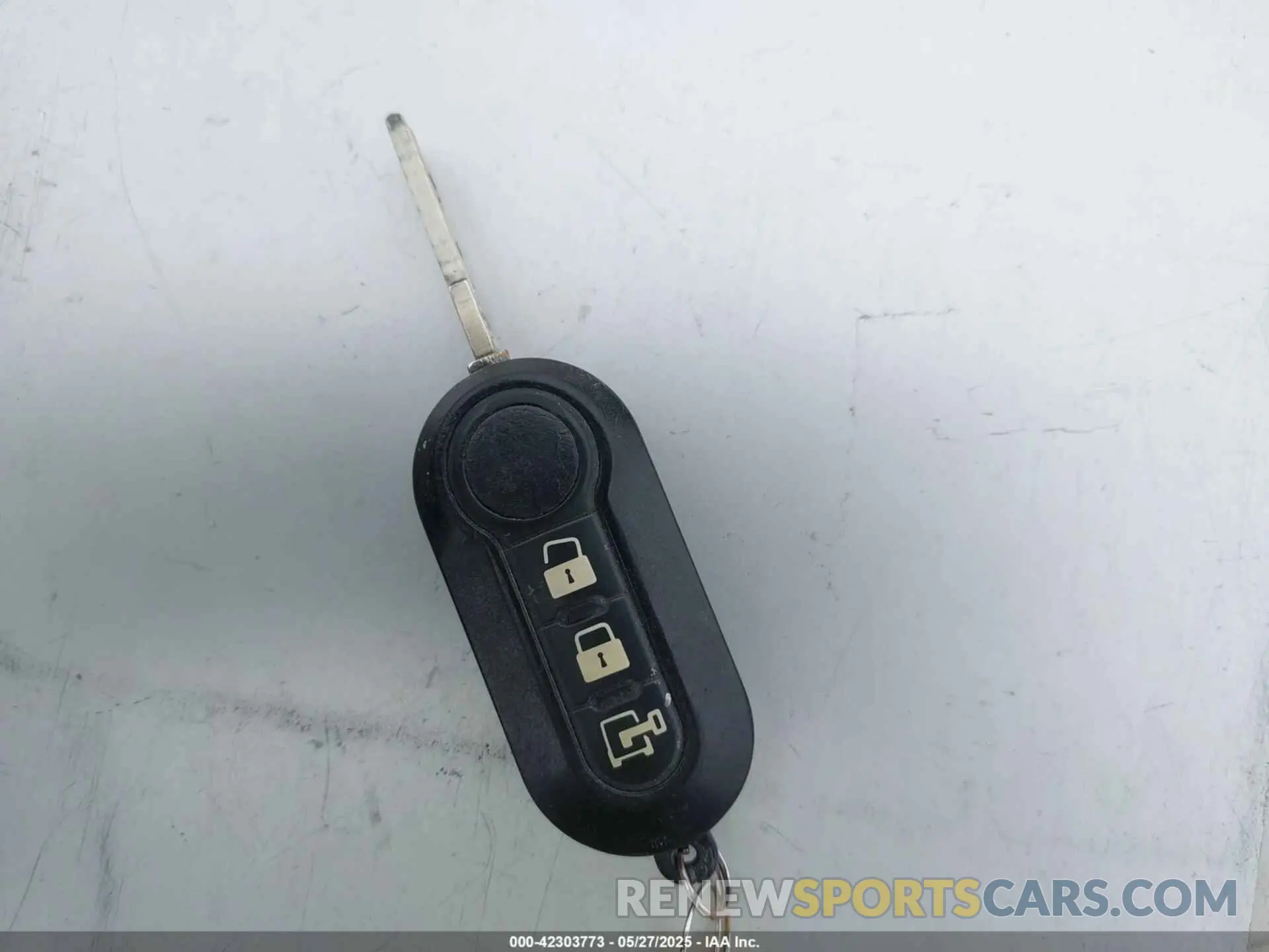 11 Photograph of a damaged car 3C6TRVAG3KE532100 RAM PROMASTER 1500 2019