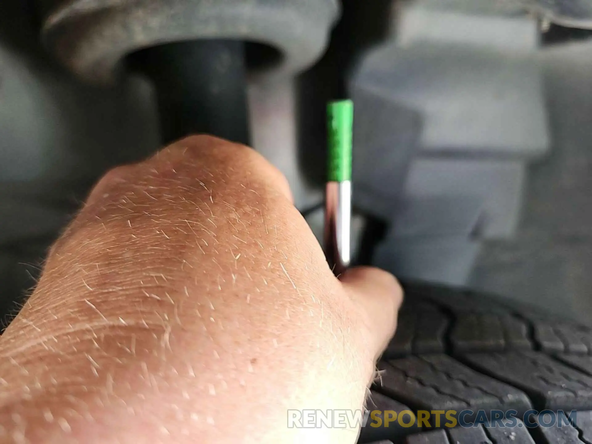 14 Photograph of a damaged car 3C6TRVAG4KE550878 RAM PROMASTER 1500 2019