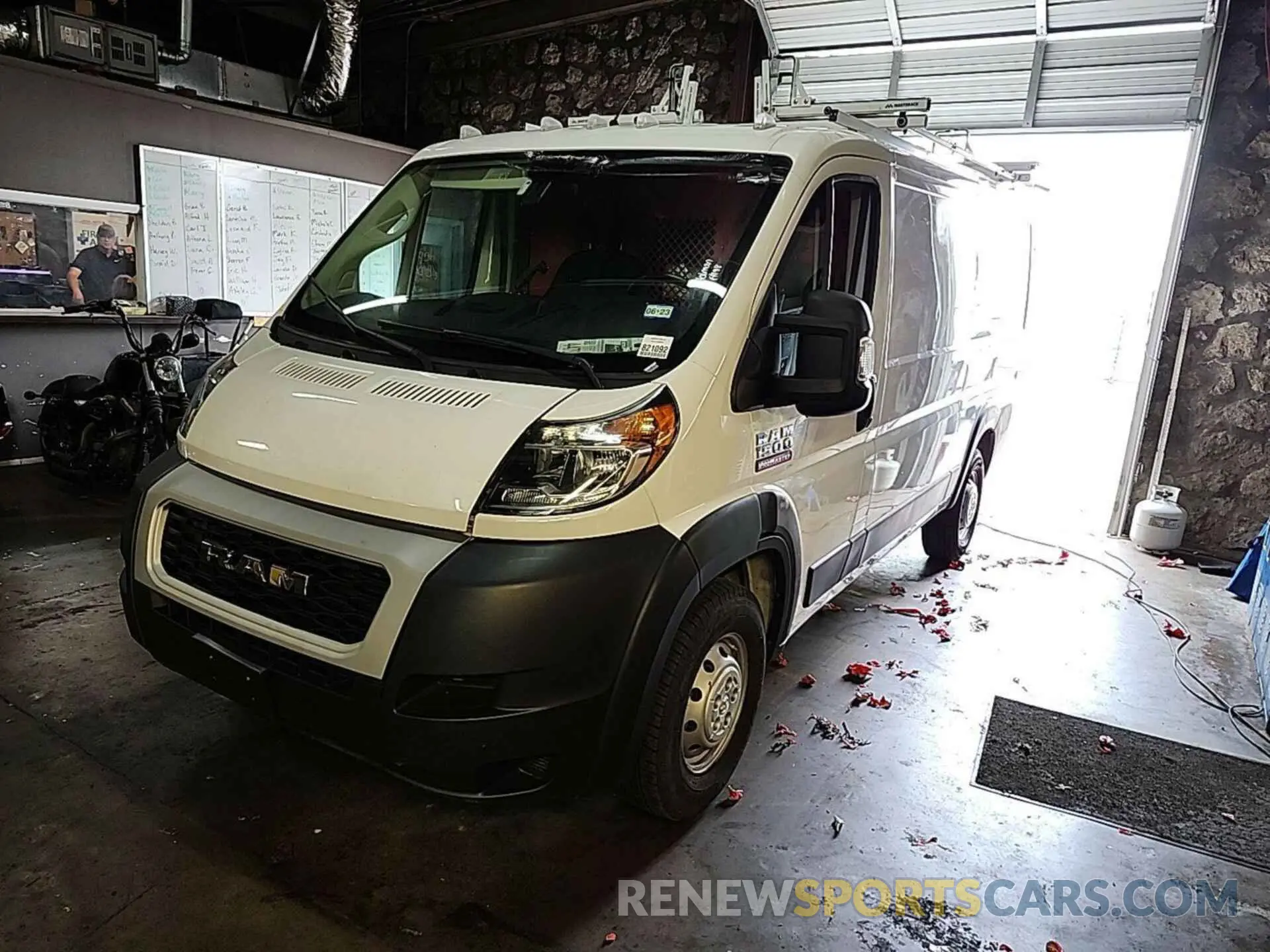 7 Photograph of a damaged car 3C6TRVAG4KE550878 RAM PROMASTER 1500 2019