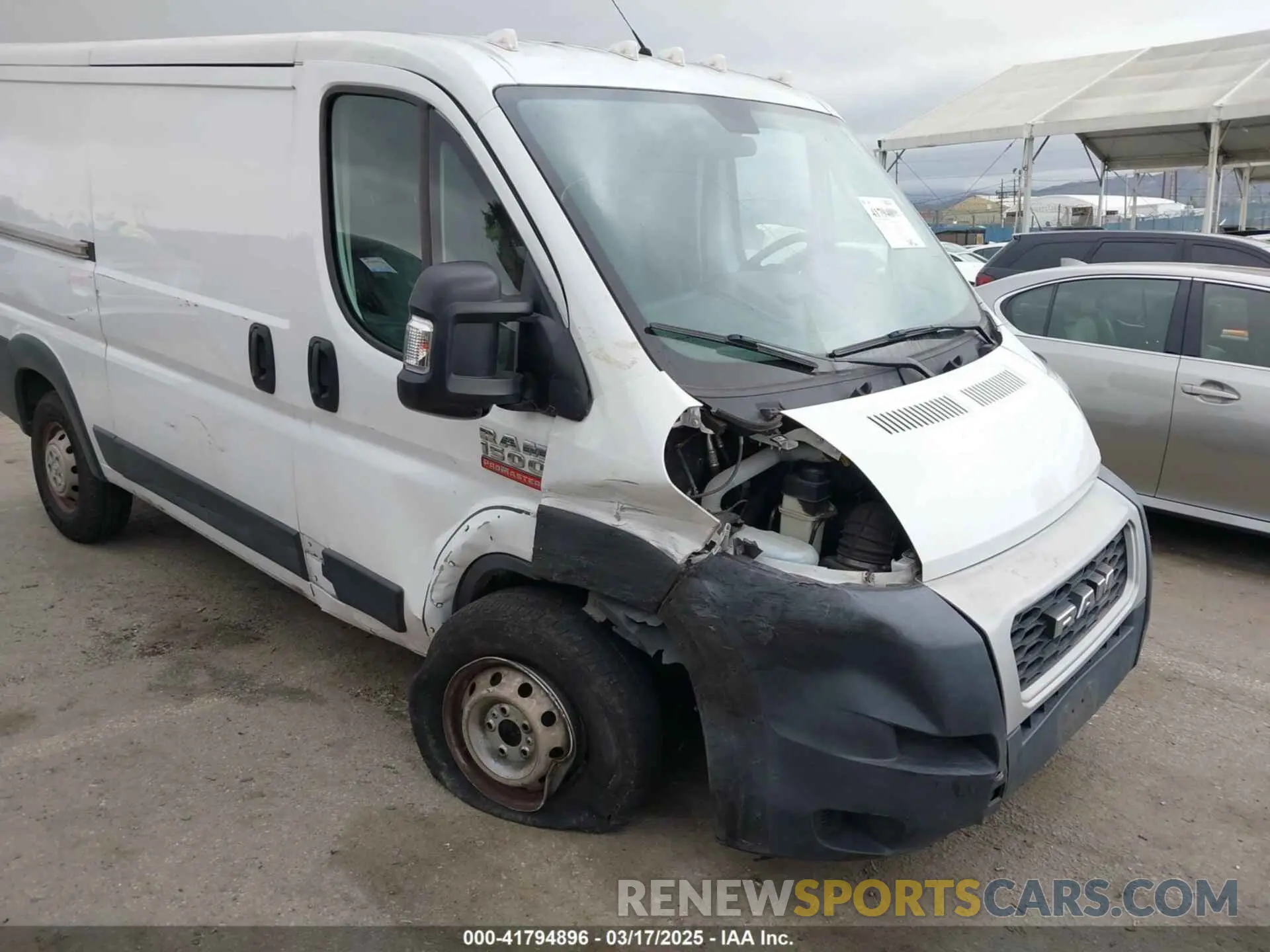 6 Photograph of a damaged car 3C6TRVAG4KE562478 RAM PROMASTER 1500 2019