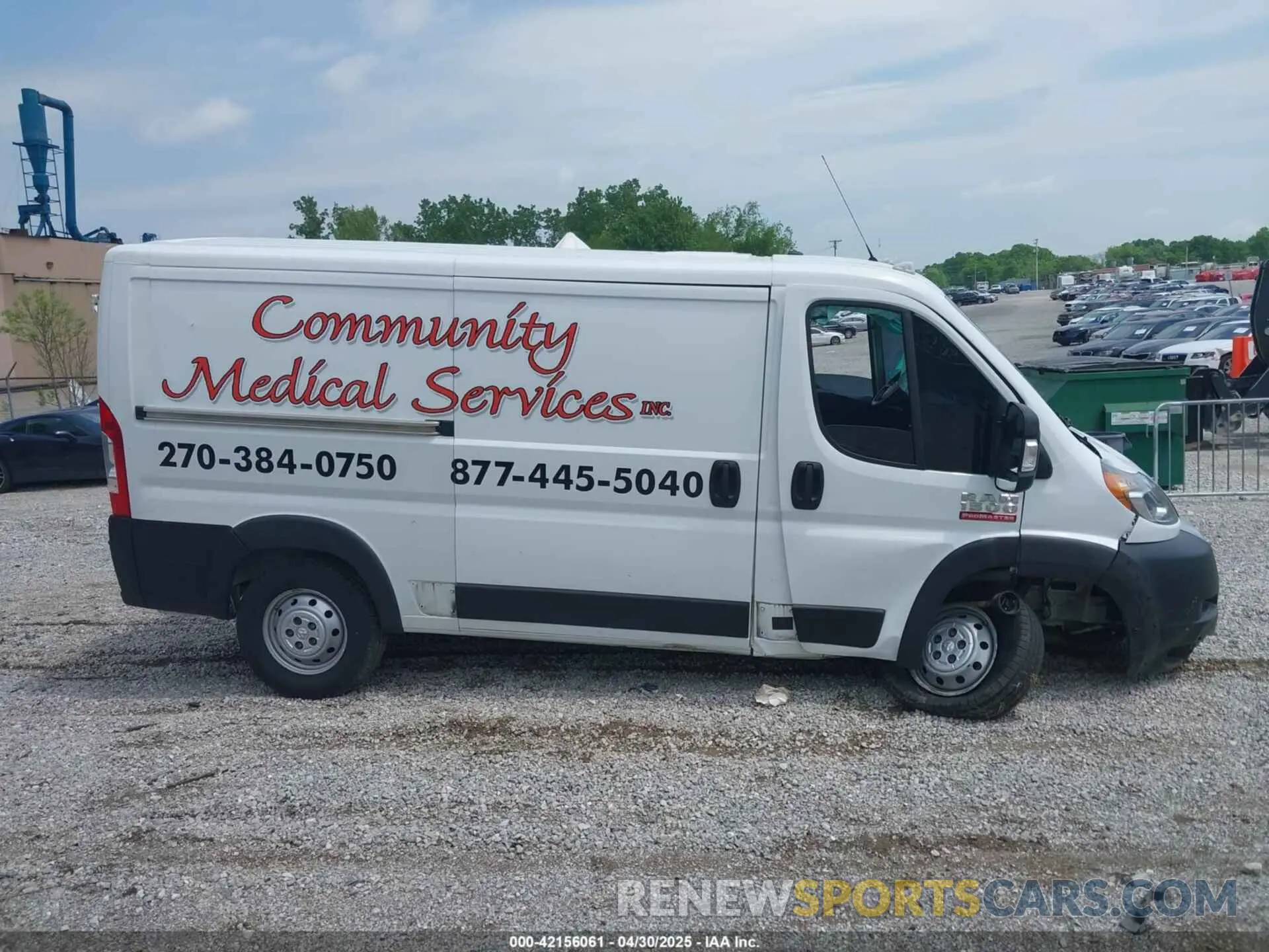 13 Photograph of a damaged car 3C6TRVAG5KE516657 RAM PROMASTER 1500 2019