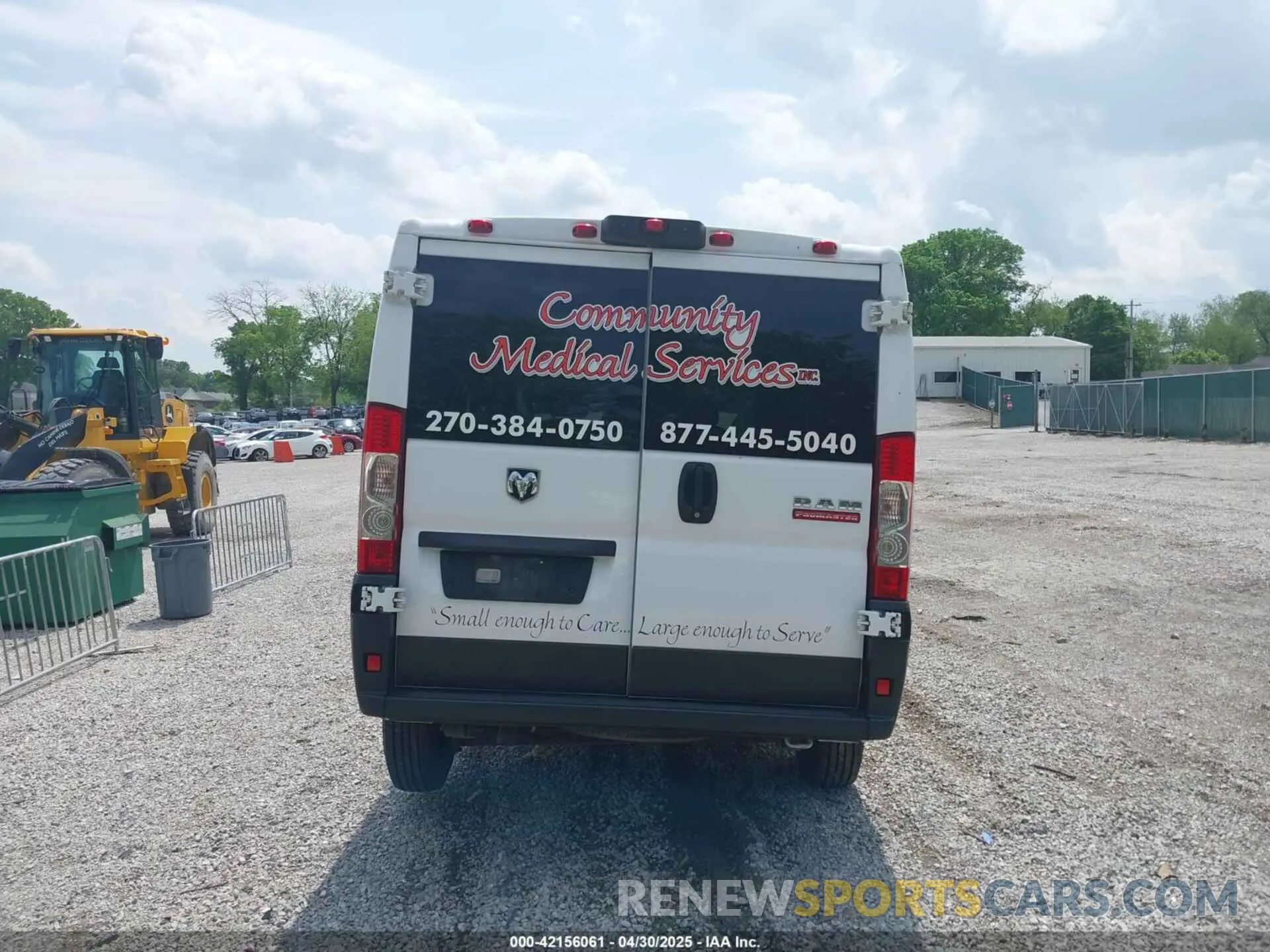 16 Photograph of a damaged car 3C6TRVAG5KE516657 RAM PROMASTER 1500 2019