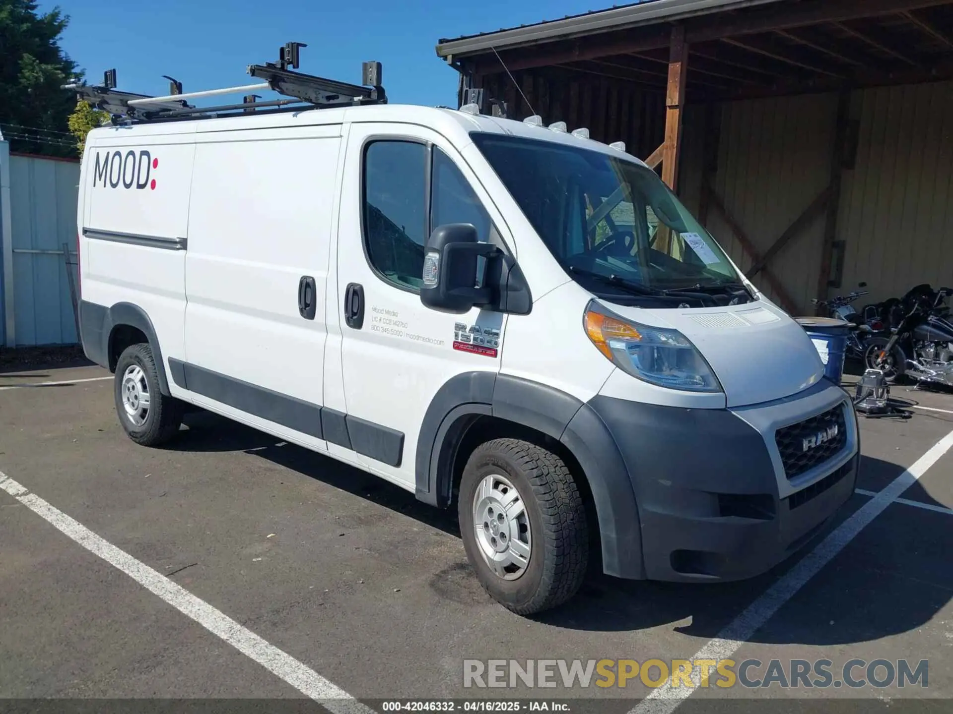 1 Photograph of a damaged car 3C6TRVAG8KE500145 RAM PROMASTER 1500 2019