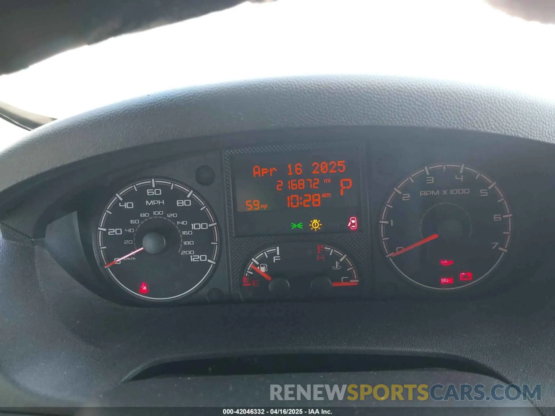 7 Photograph of a damaged car 3C6TRVAG8KE500145 RAM PROMASTER 1500 2019