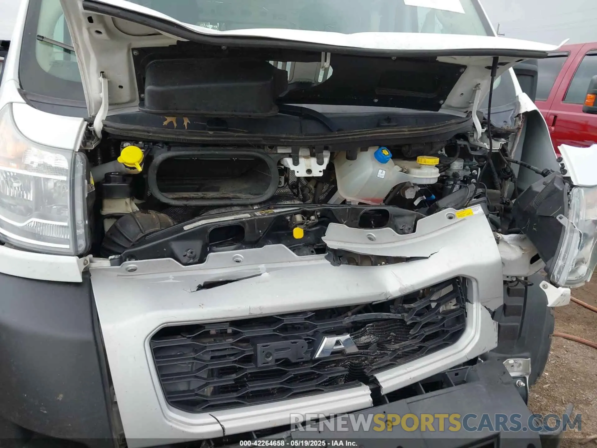 10 Photograph of a damaged car 3C6TRVAG9KE538970 RAM PROMASTER 1500 2019