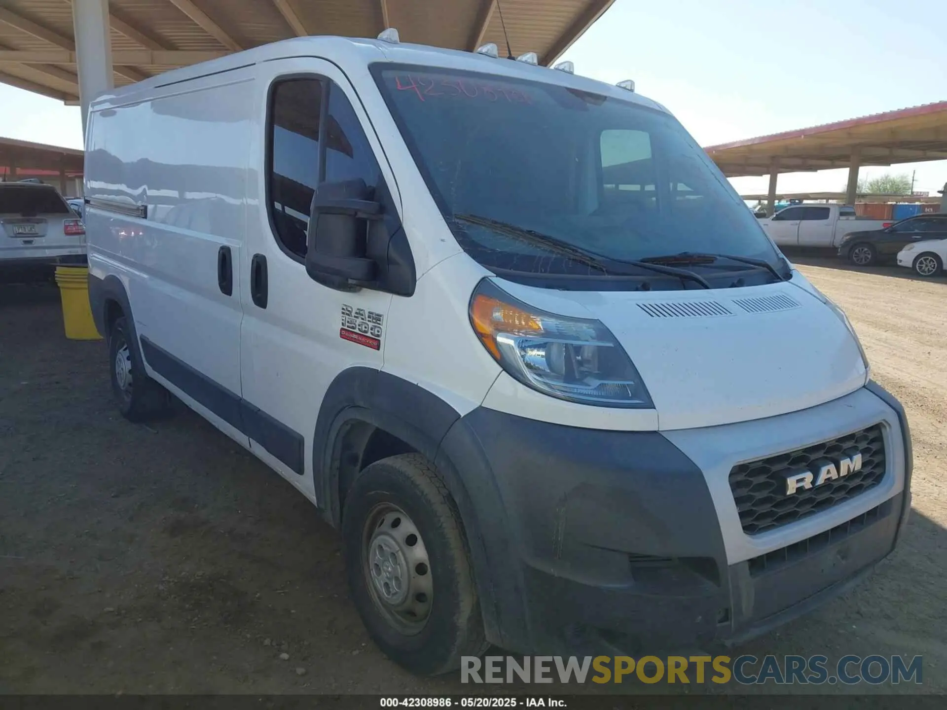 1 Photograph of a damaged car 3C6TRVAGXKE532921 RAM PROMASTER 1500 2019