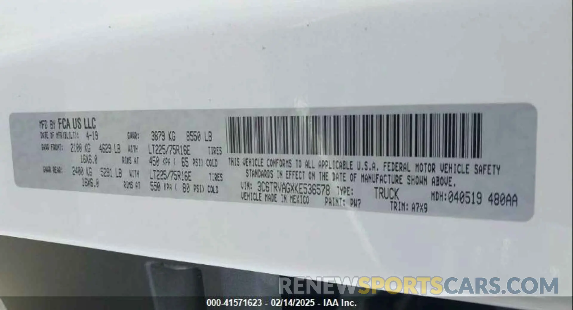 9 Photograph of a damaged car 3C6TRVAGXKE536578 RAM PROMASTER 1500 2019