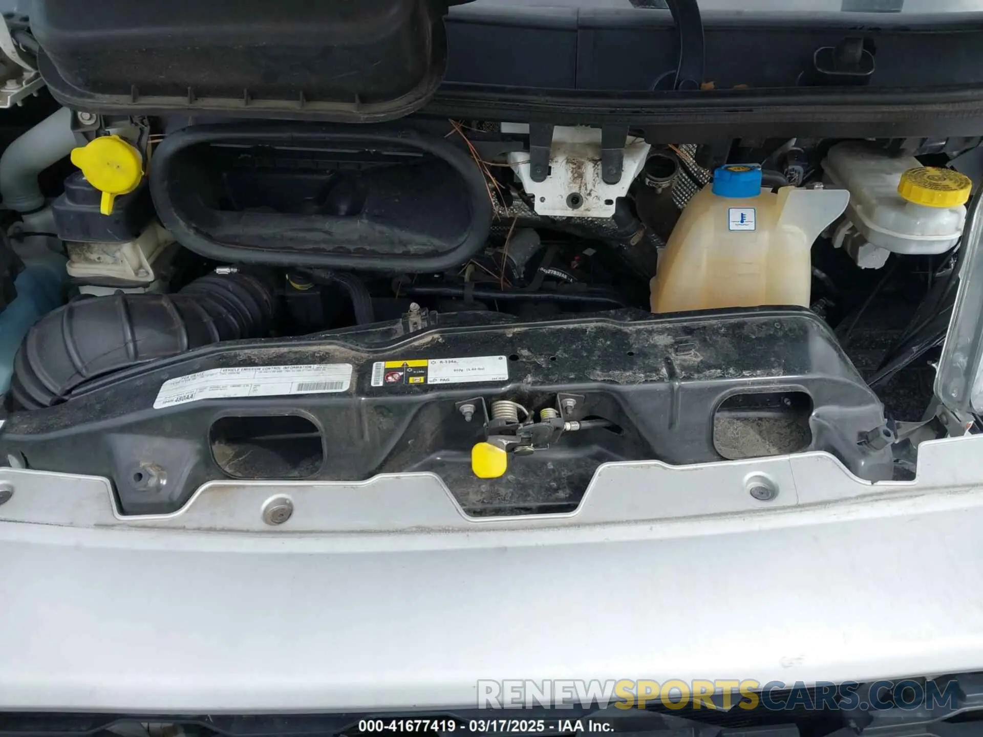 10 Photograph of a damaged car 3C6TRVBG3KE532824 RAM PROMASTER 1500 2019
