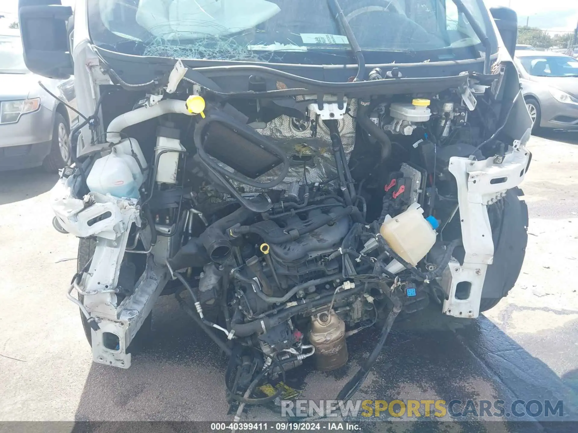 6 Photograph of a damaged car 3C6TRVBG6KE556406 RAM PROMASTER 1500 2019