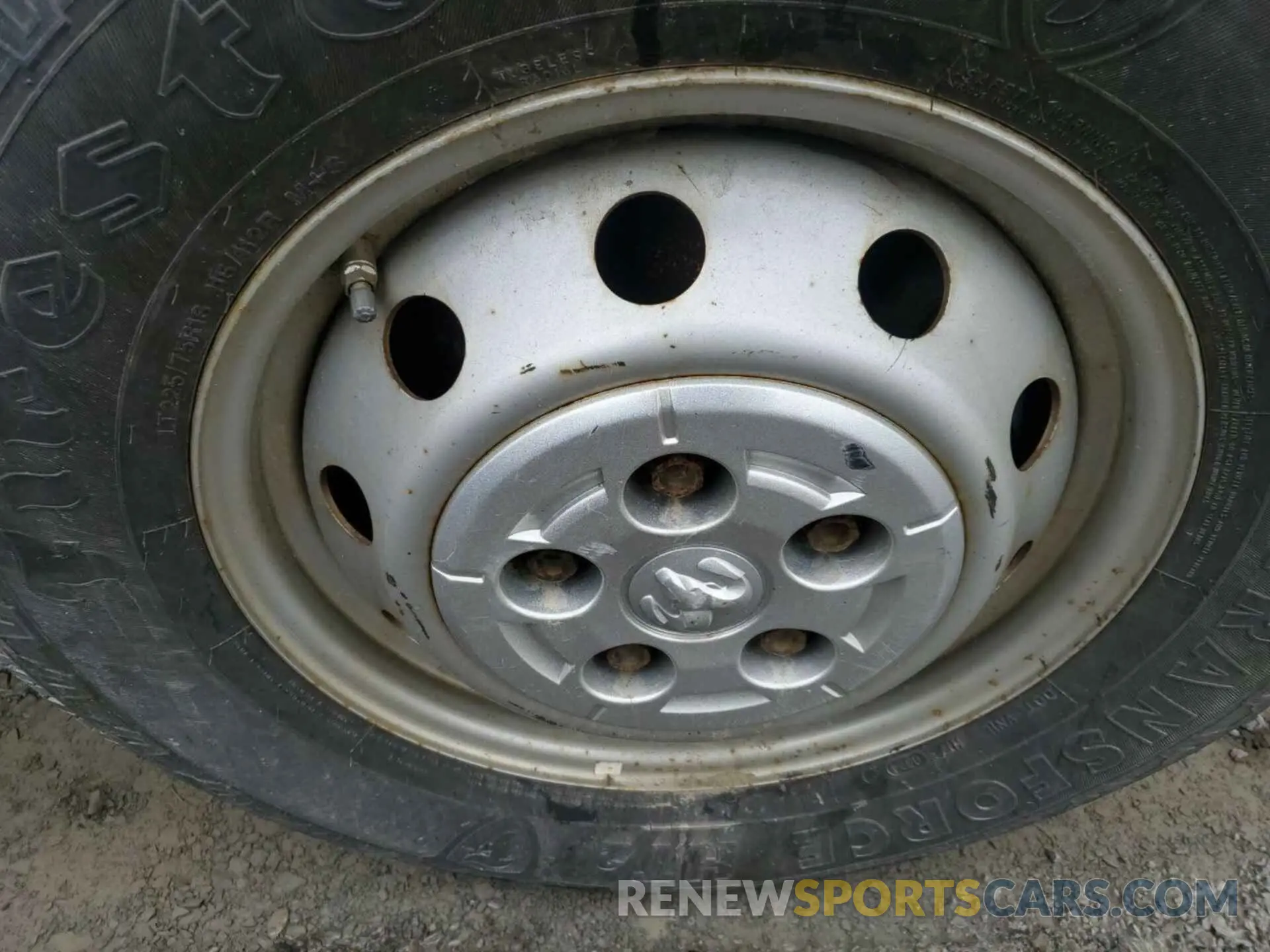 6 Photograph of a damaged car 3C6TRVNG6KE522560 RAM PROMASTER 1500 2019