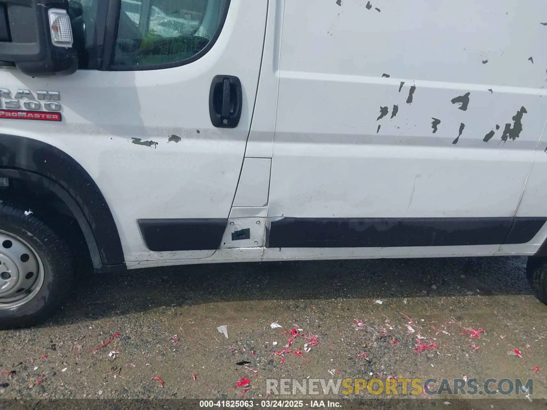 6 Photograph of a damaged car 3C6TRVAG1LE135423 RAM PROMASTER 1500 2020