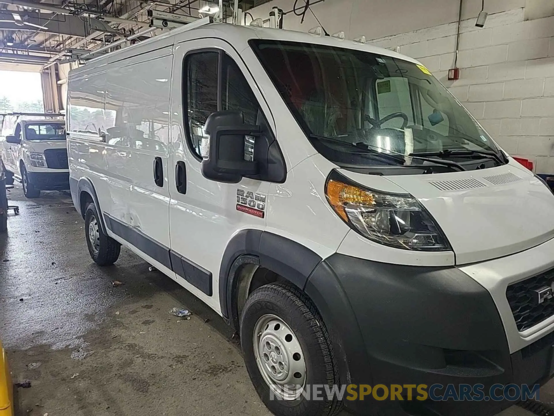 41 Photograph of a damaged car 3C6TRVAG2LE138203 RAM PROMASTER 1500 2020