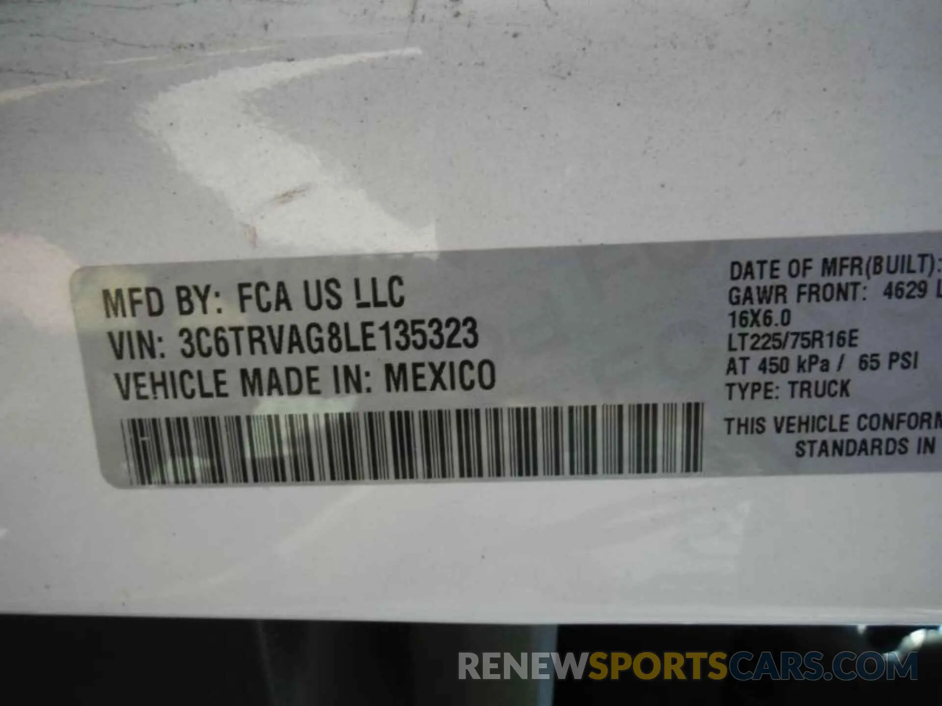 14 Photograph of a damaged car 3C6TRVAG8LE135323 RAM PROMASTER 1500 2020