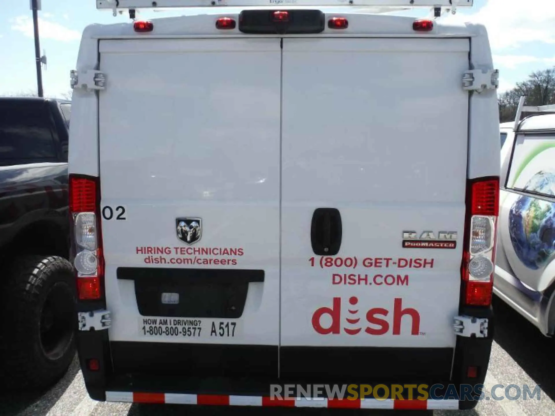 17 Photograph of a damaged car 3C6TRVAG8LE135323 RAM PROMASTER 1500 2020