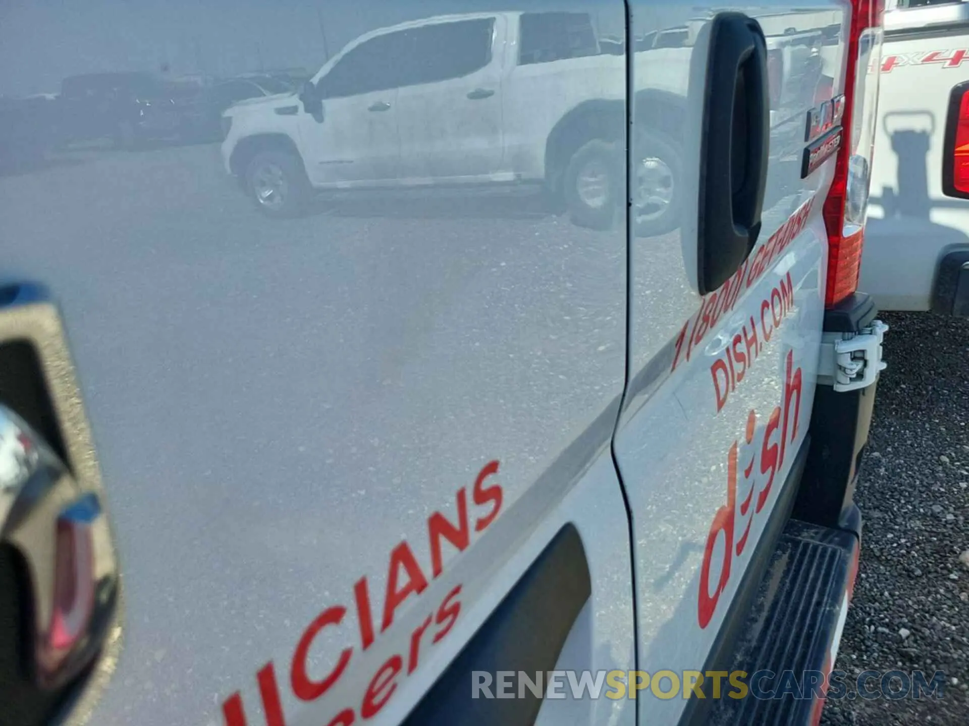 9 Photograph of a damaged car 3C6TRVAGXLE135341 RAM PROMASTER 1500 2020