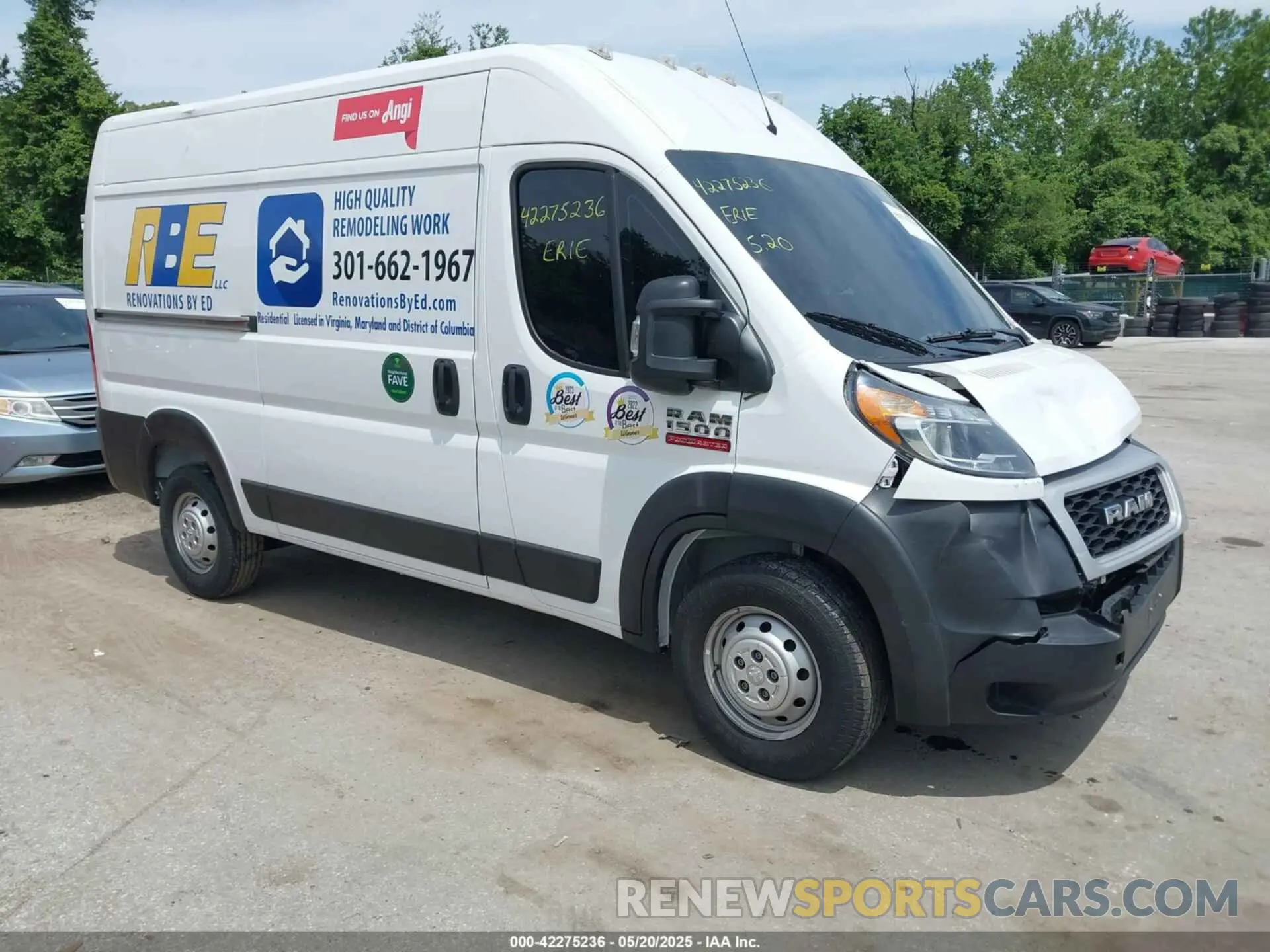 1 Photograph of a damaged car 3C6TRVBG0LE127103 RAM PROMASTER 1500 2020