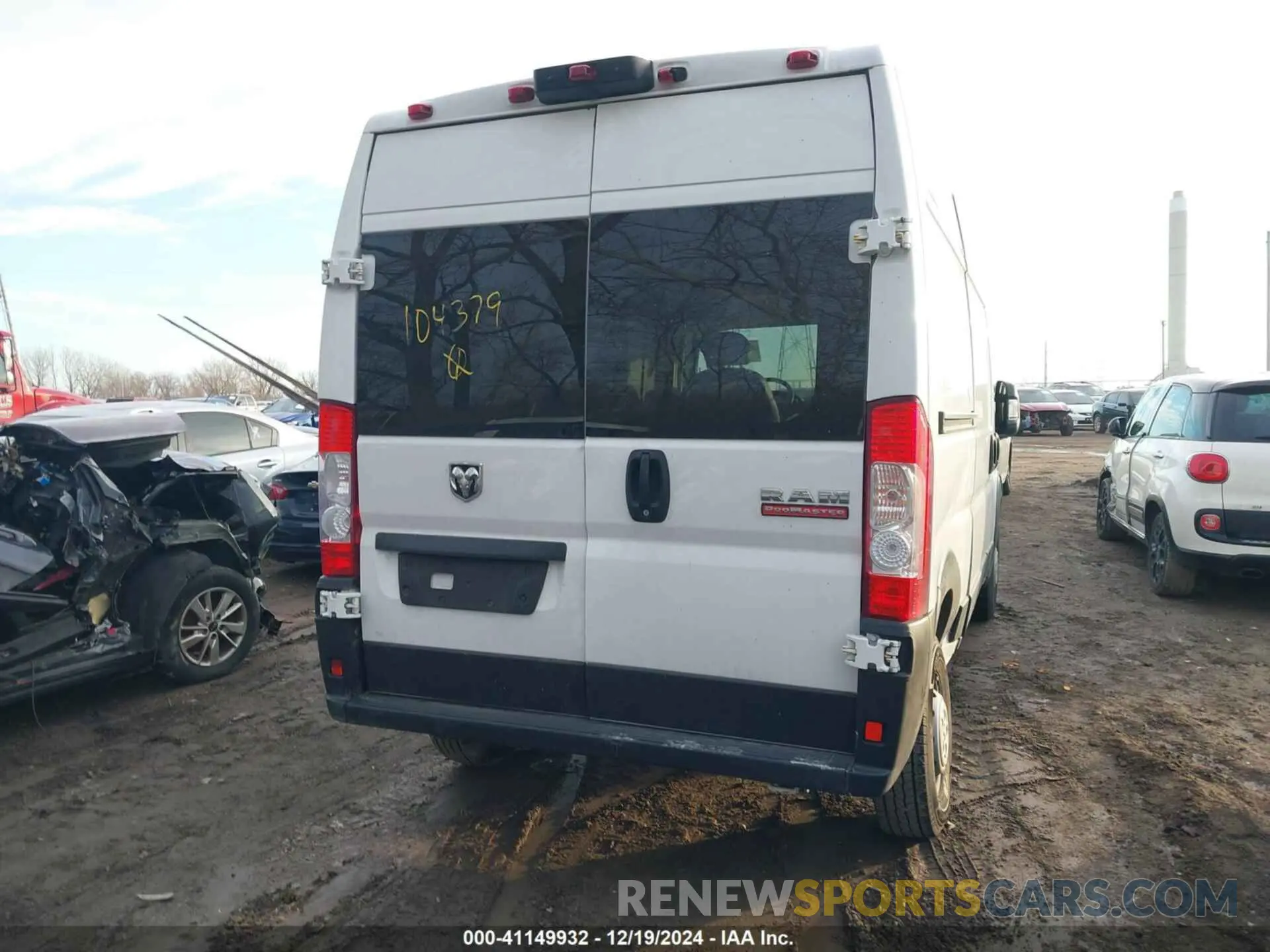 15 Photograph of a damaged car 3C6TRVBG3LE104379 RAM PROMASTER 1500 2020