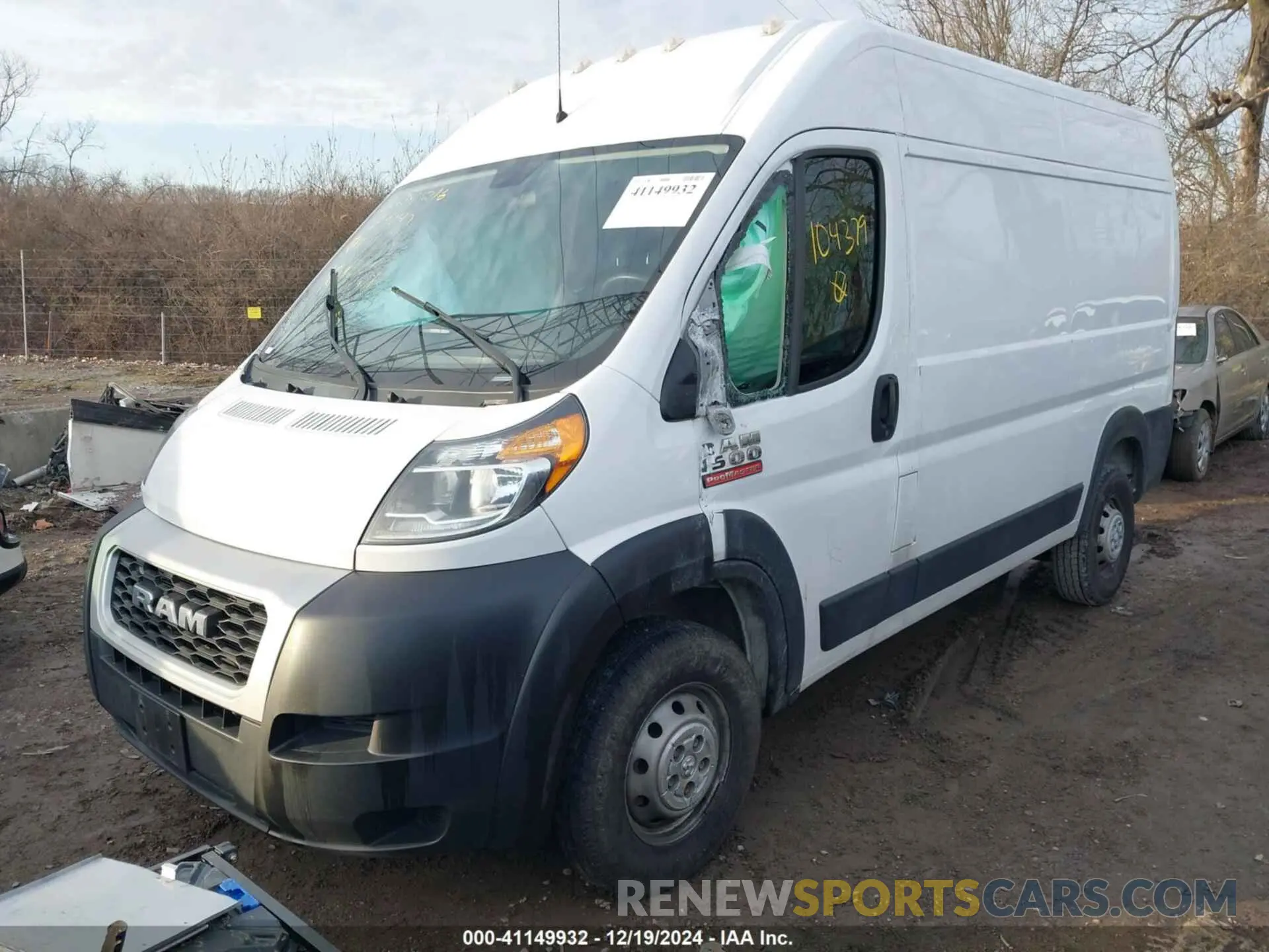 2 Photograph of a damaged car 3C6TRVBG3LE104379 RAM PROMASTER 1500 2020