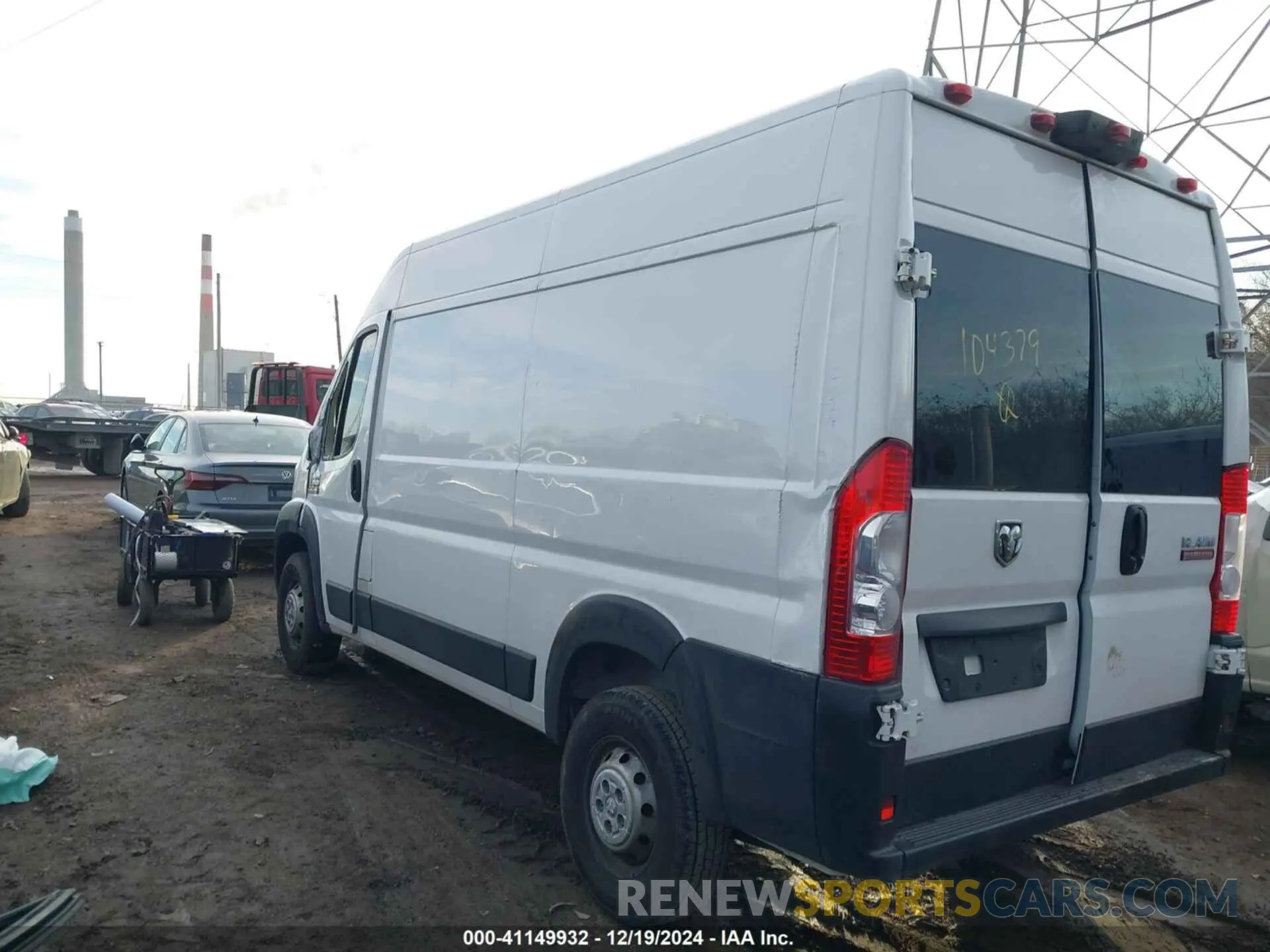 3 Photograph of a damaged car 3C6TRVBG3LE104379 RAM PROMASTER 1500 2020