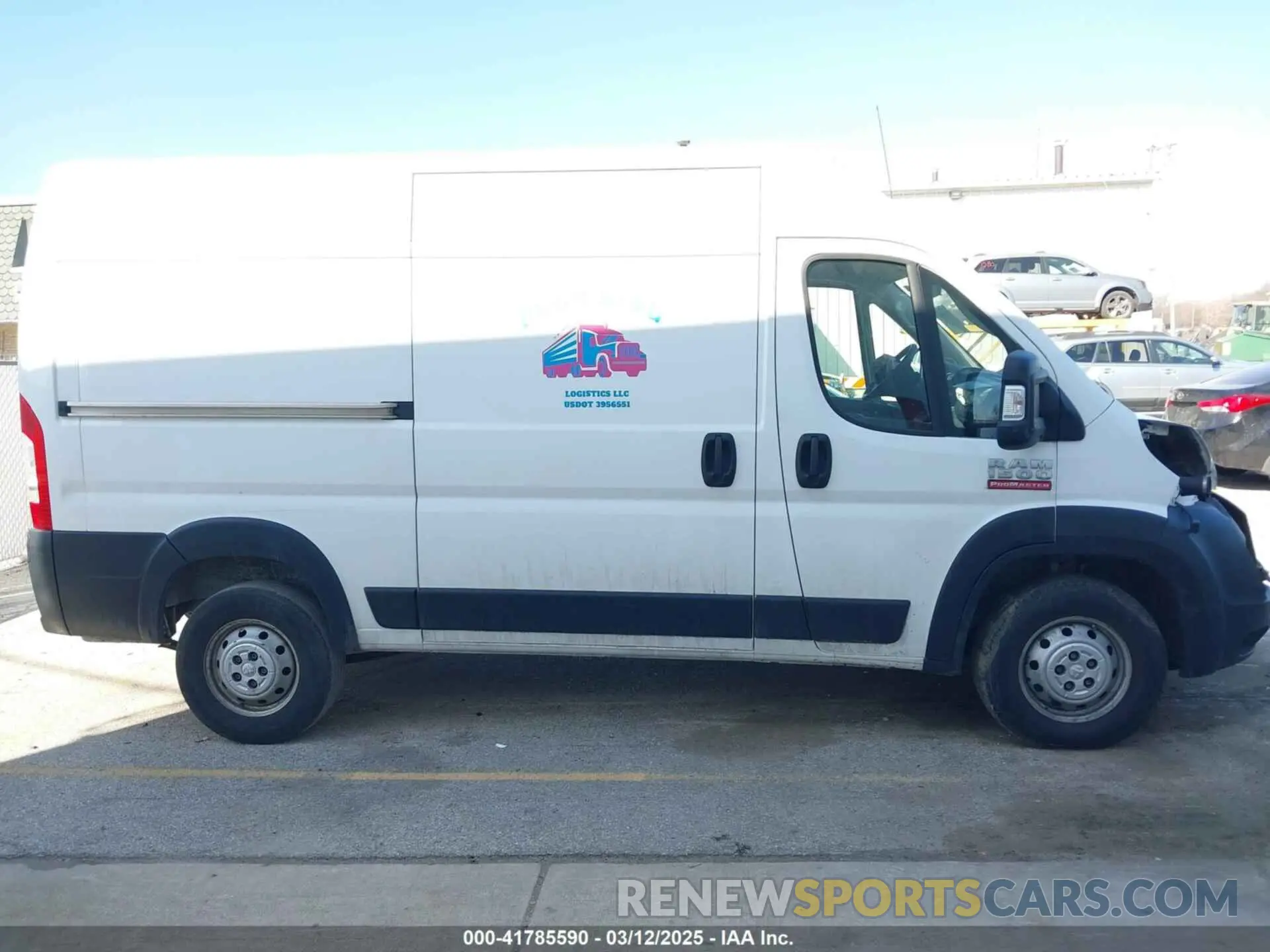 14 Photograph of a damaged car 3C6TRVBG6LE114033 RAM PROMASTER 1500 2020