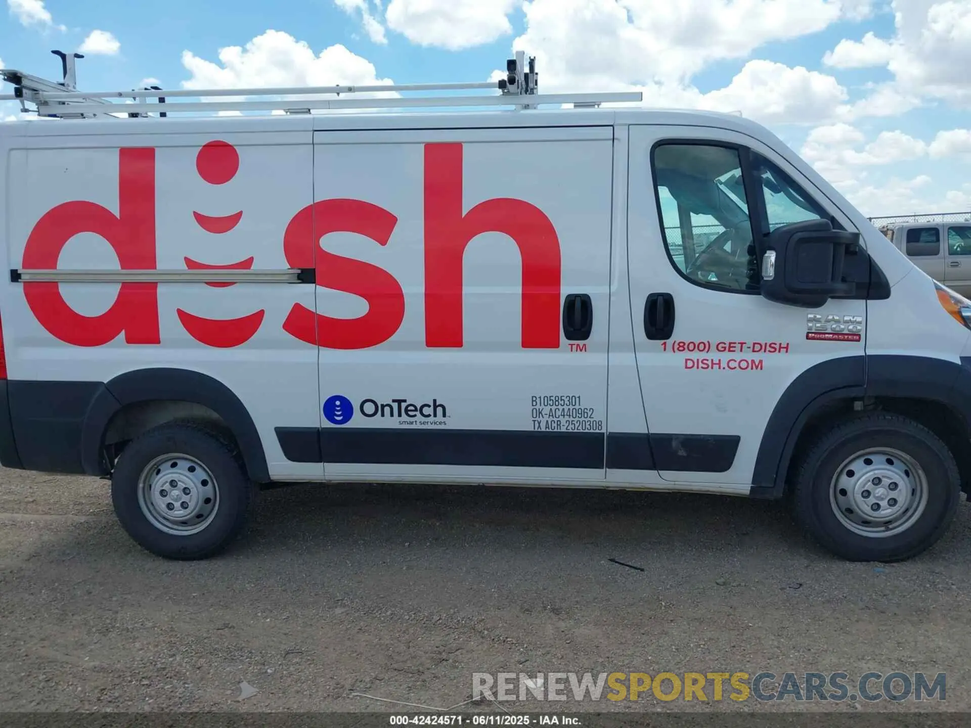 13 Photograph of a damaged car 3C6ERVAG4ME501692 RAM PROMASTER 1500 2021