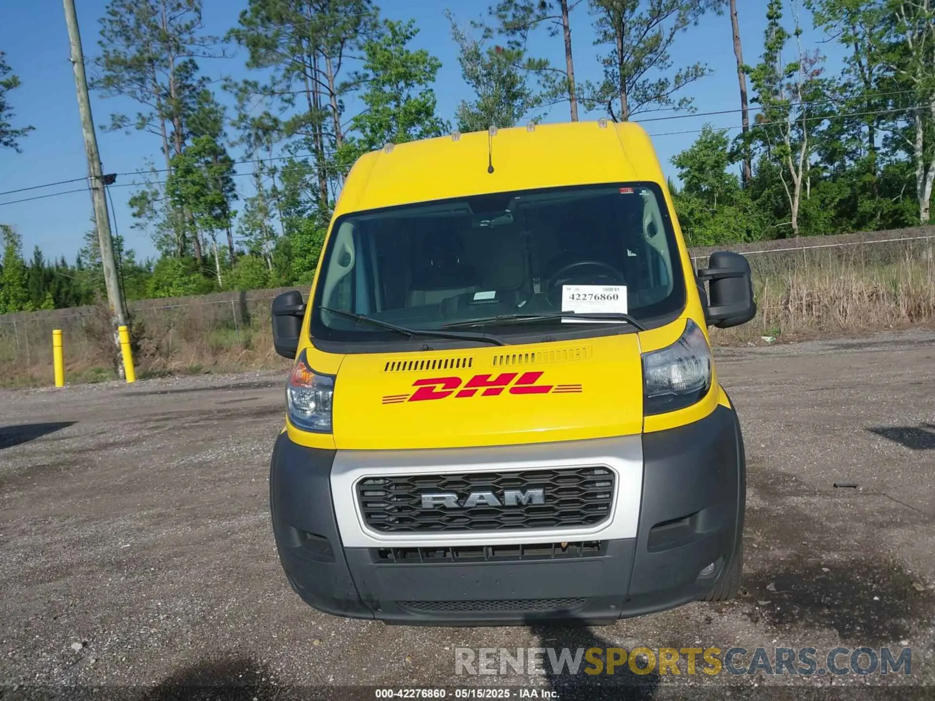12 Photograph of a damaged car 3C6ERVBG2ME505593 RAM PROMASTER 1500 2021