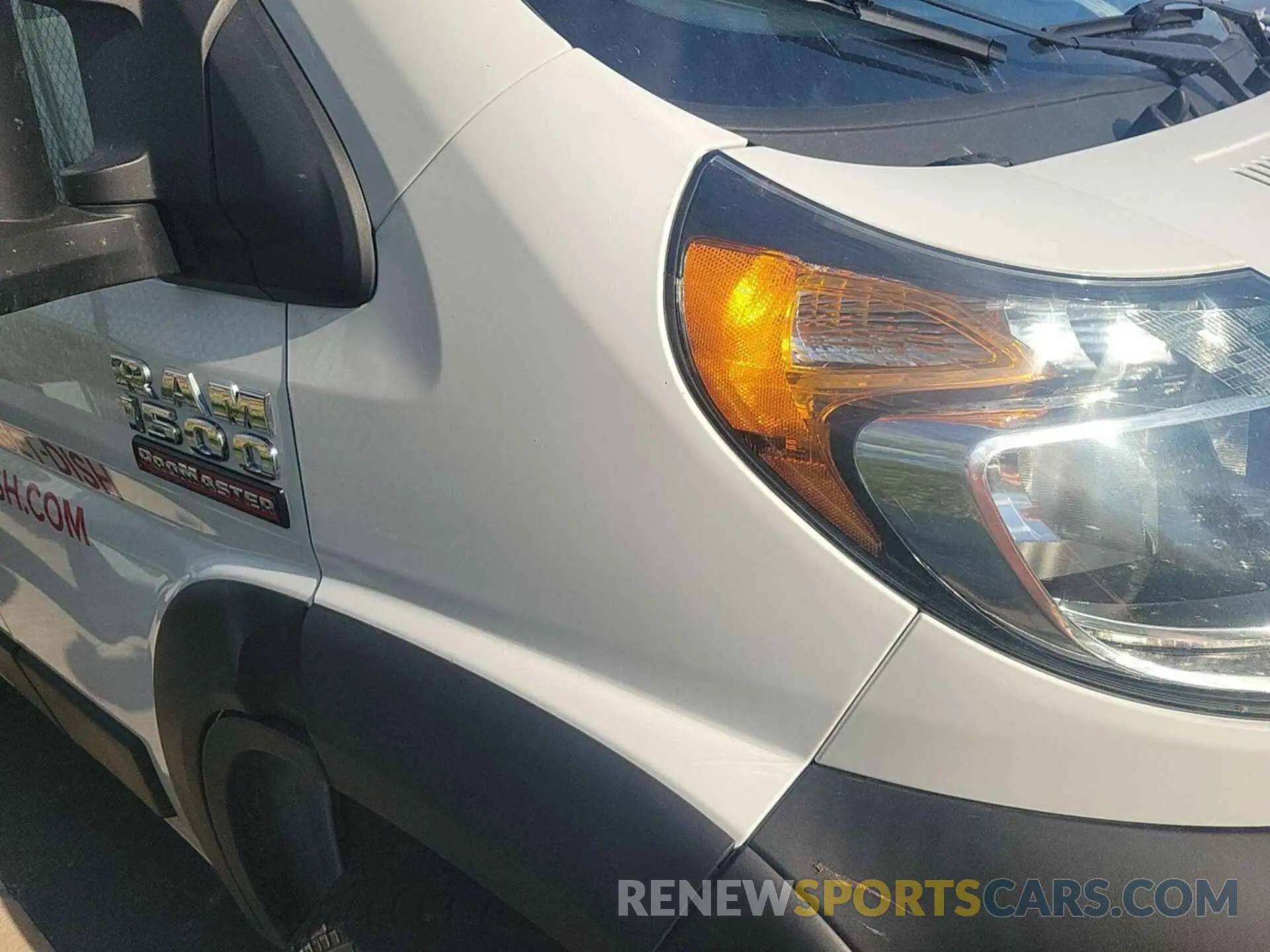 1 Photograph of a damaged car 3C6LRVAG5ME514961 RAM PROMASTER 1500 2021