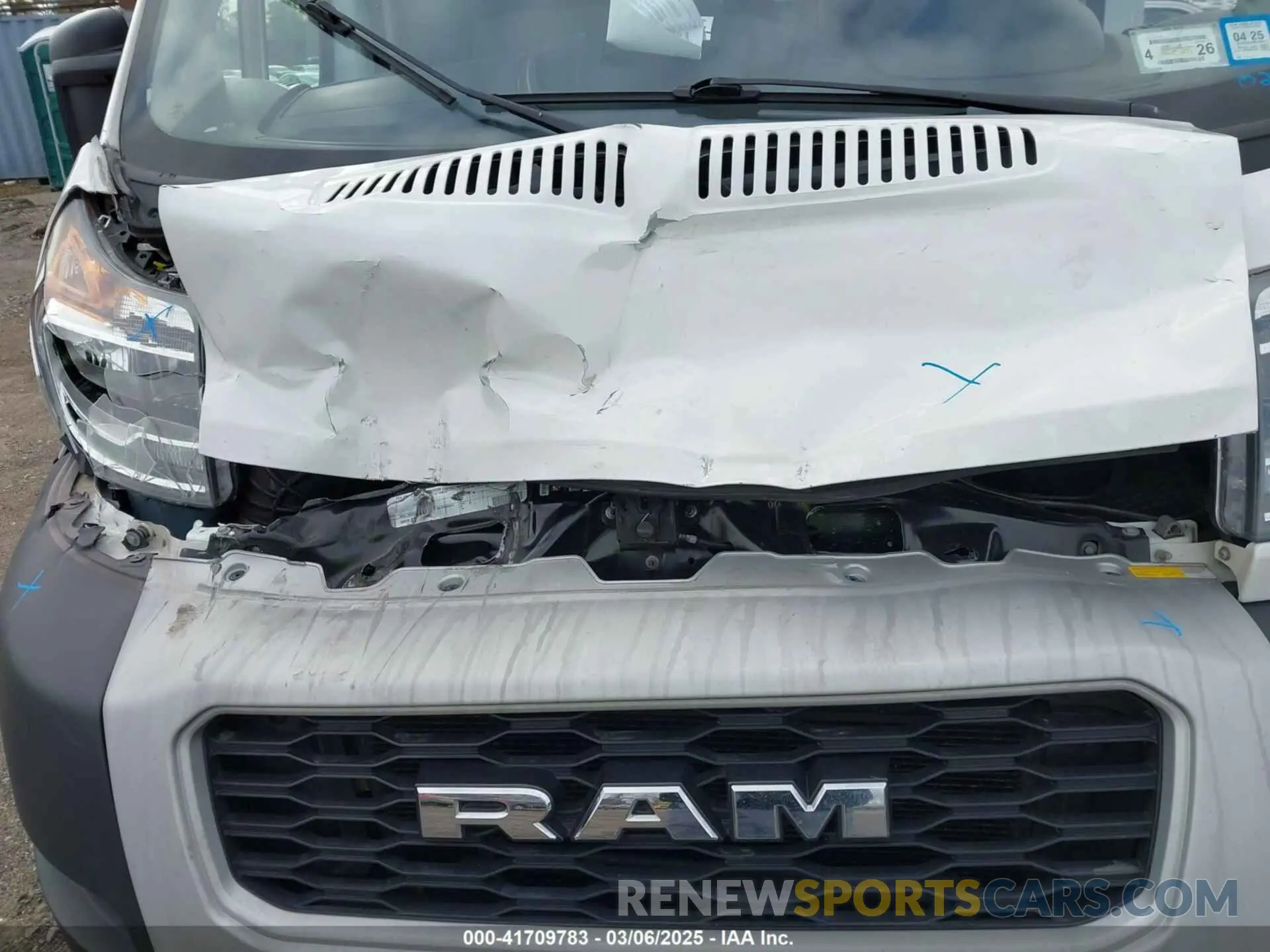 10 Photograph of a damaged car 3C6LRVAGXME559894 RAM PROMASTER 1500 2021
