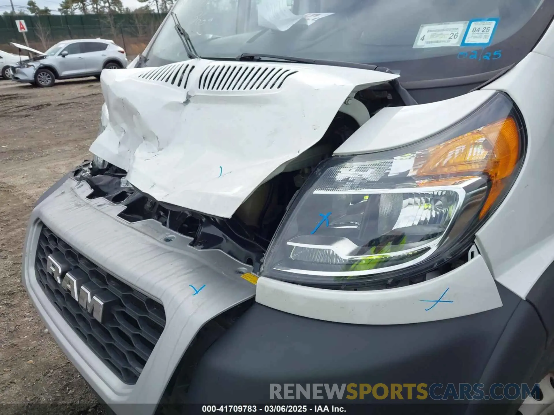 18 Photograph of a damaged car 3C6LRVAGXME559894 RAM PROMASTER 1500 2021