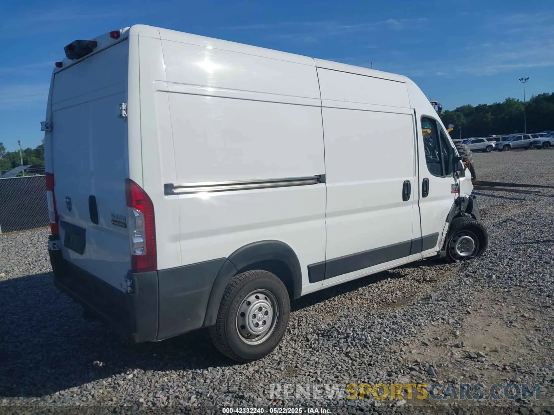 4 Photograph of a damaged car 3C6LRVBG2ME559354 RAM PROMASTER 1500 2021