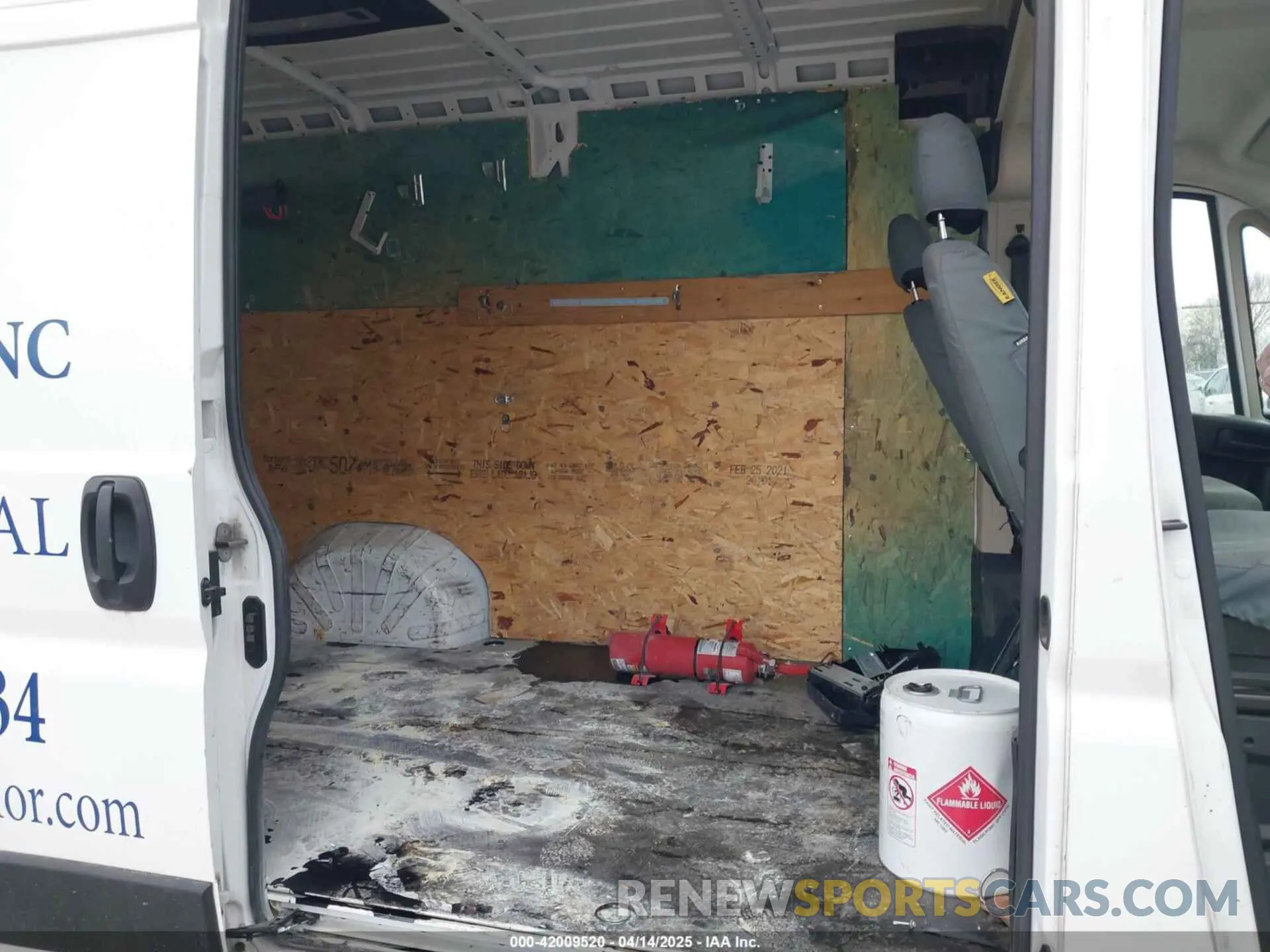 8 Photograph of a damaged car 3C6LRVBG8ME512250 RAM PROMASTER 1500 2021