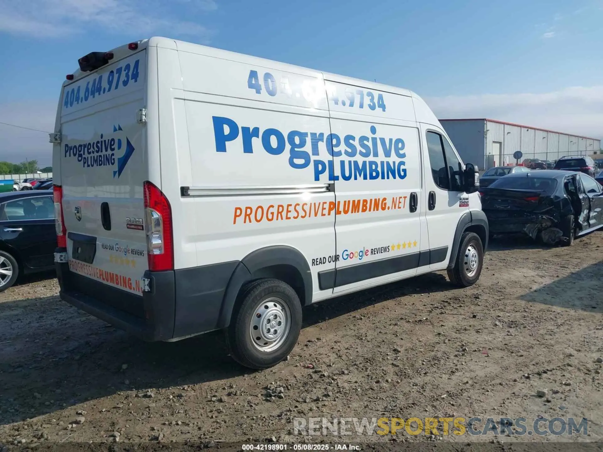 4 Photograph of a damaged car 3C6LRVBGXME553883 RAM PROMASTER 1500 2021