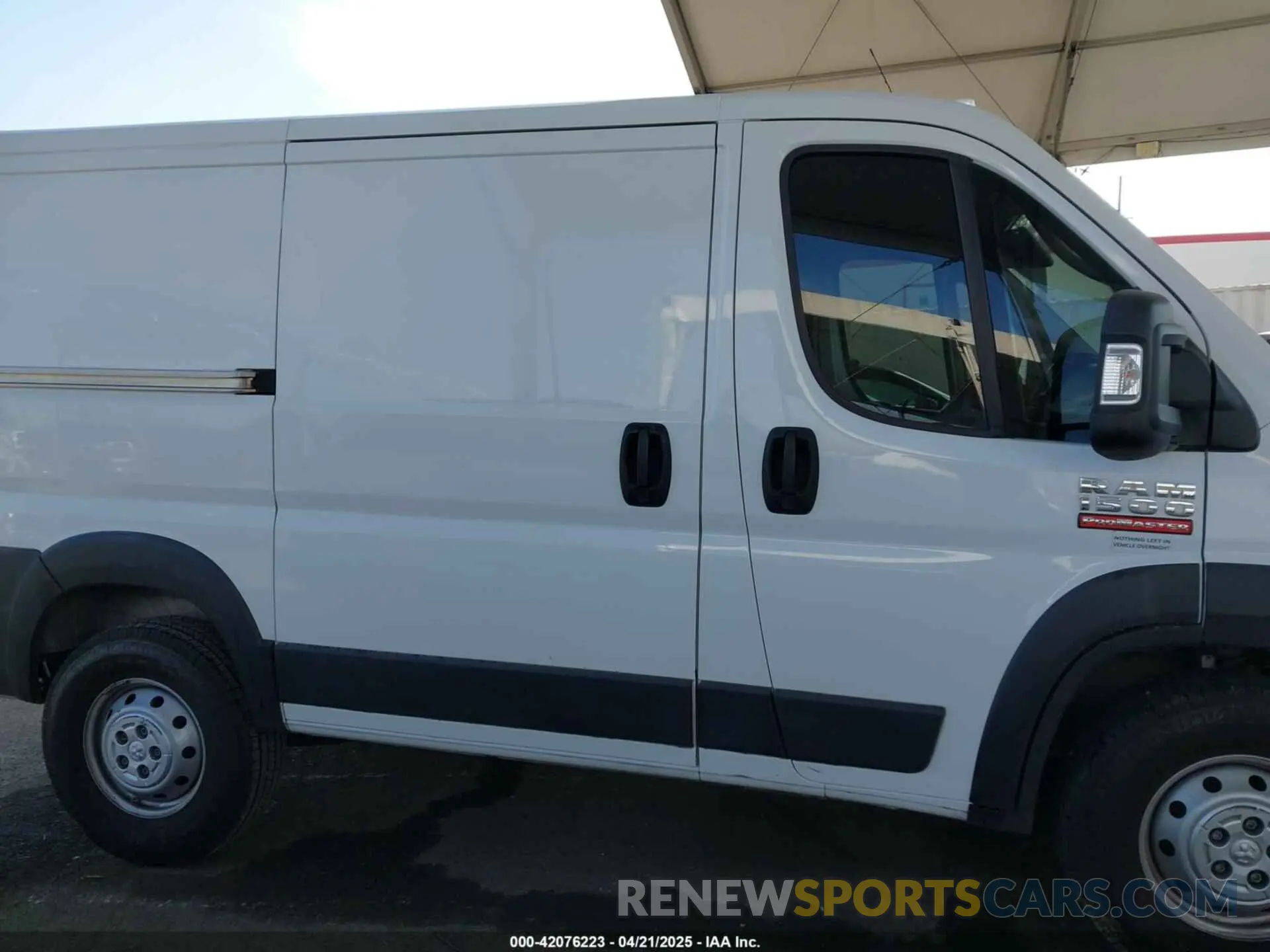 12 Photograph of a damaged car 3C6LRVNG0ME546386 RAM PROMASTER 1500 2021