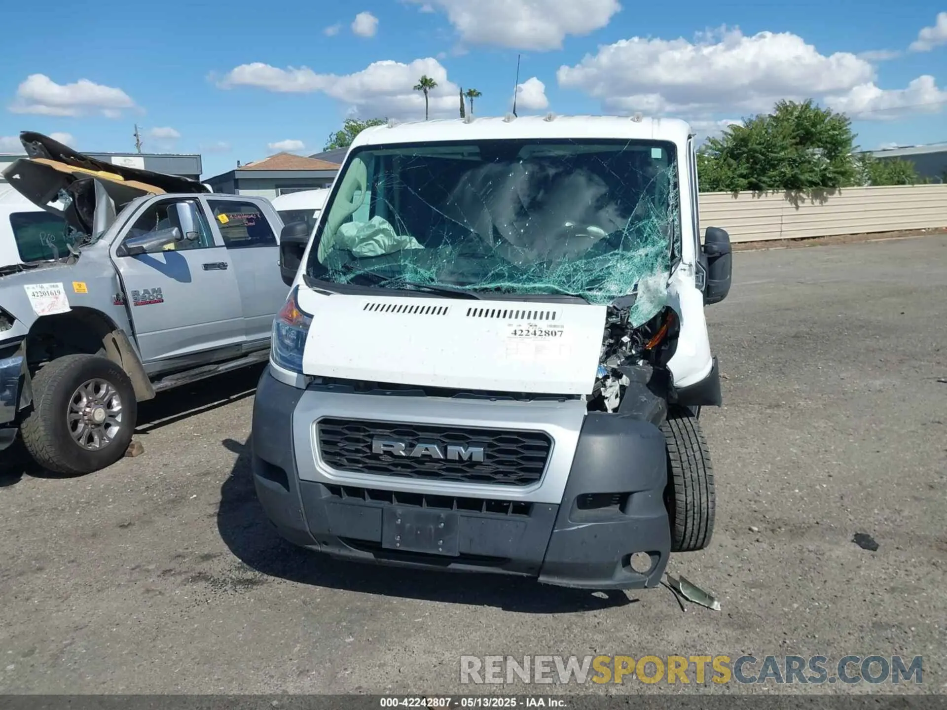 11 Photograph of a damaged car 3C6LRVNG3ME546155 RAM PROMASTER 1500 2021