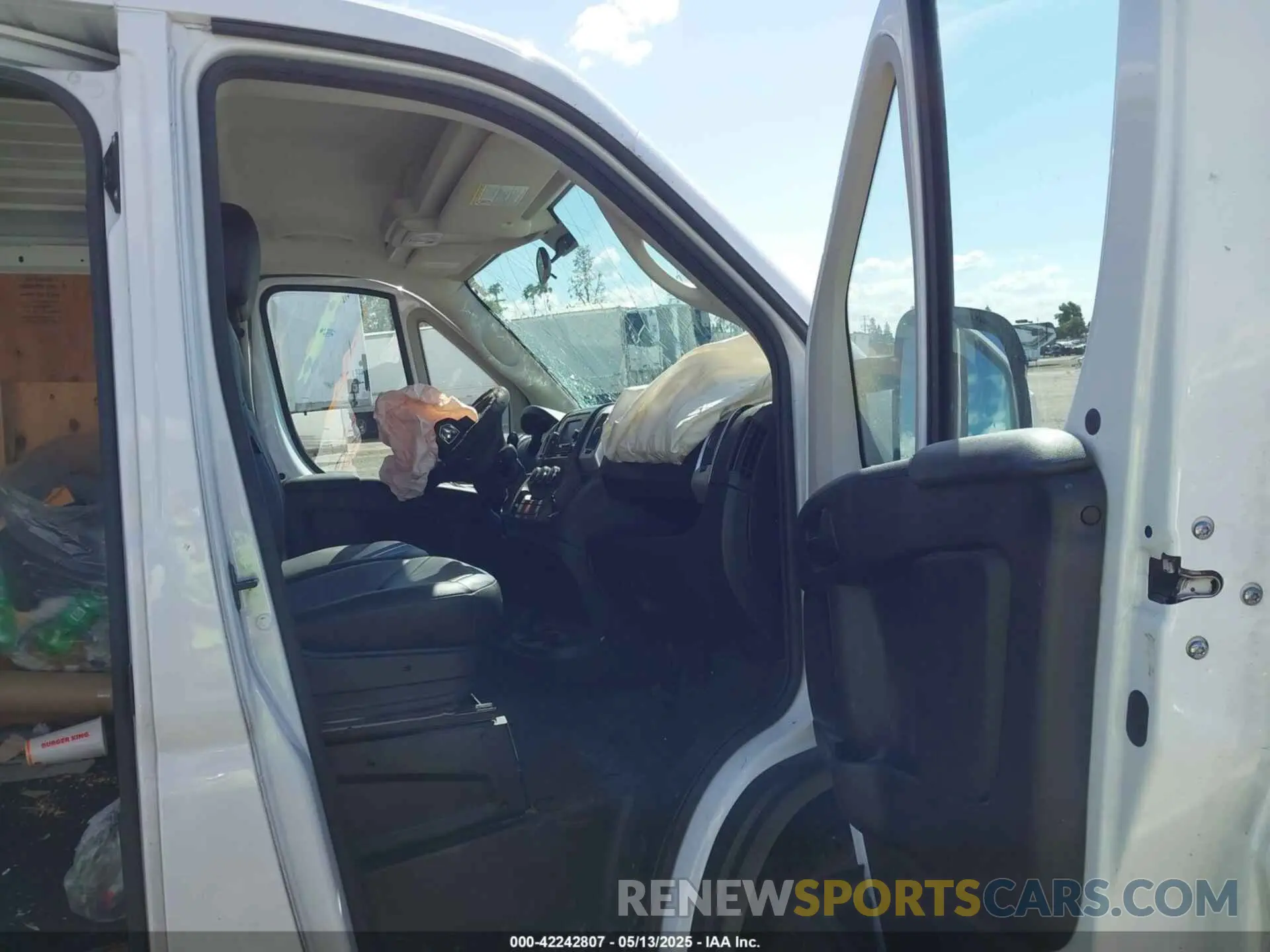 5 Photograph of a damaged car 3C6LRVNG3ME546155 RAM PROMASTER 1500 2021