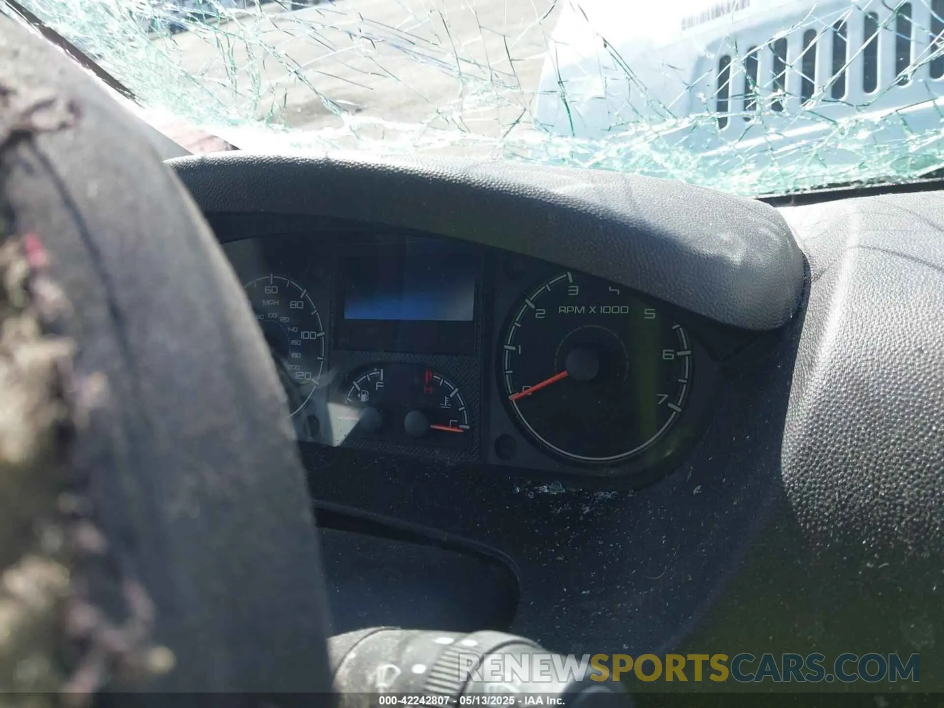 7 Photograph of a damaged car 3C6LRVNG3ME546155 RAM PROMASTER 1500 2021