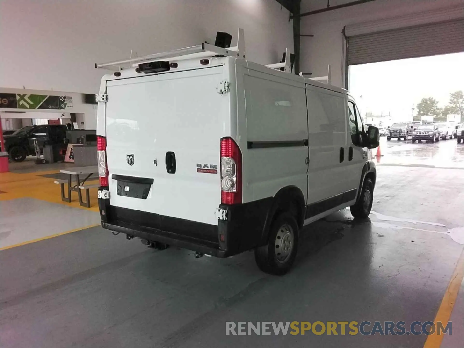 7 Photograph of a damaged car 3C6LRVNGXME545634 RAM PROMASTER 1500 2021