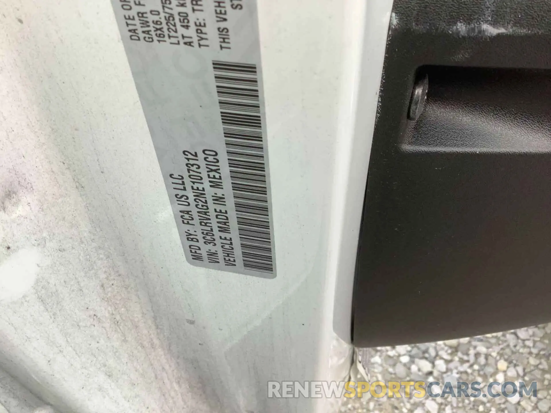 16 Photograph of a damaged car 3C6LRVAG2NE107312 RAM PROMASTER 1500 2022
