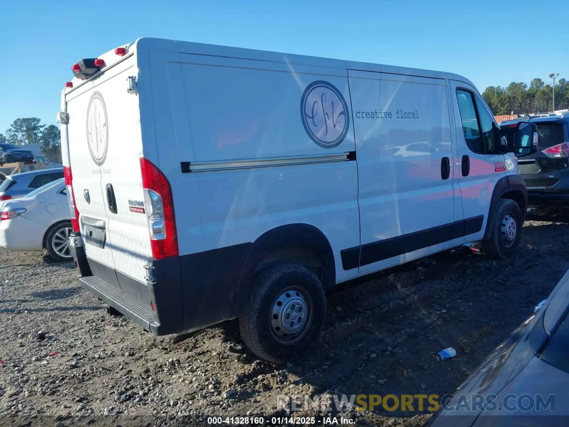 4 Photograph of a damaged car 3C6LRVAG8NE124566 RAM PROMASTER 1500 2022