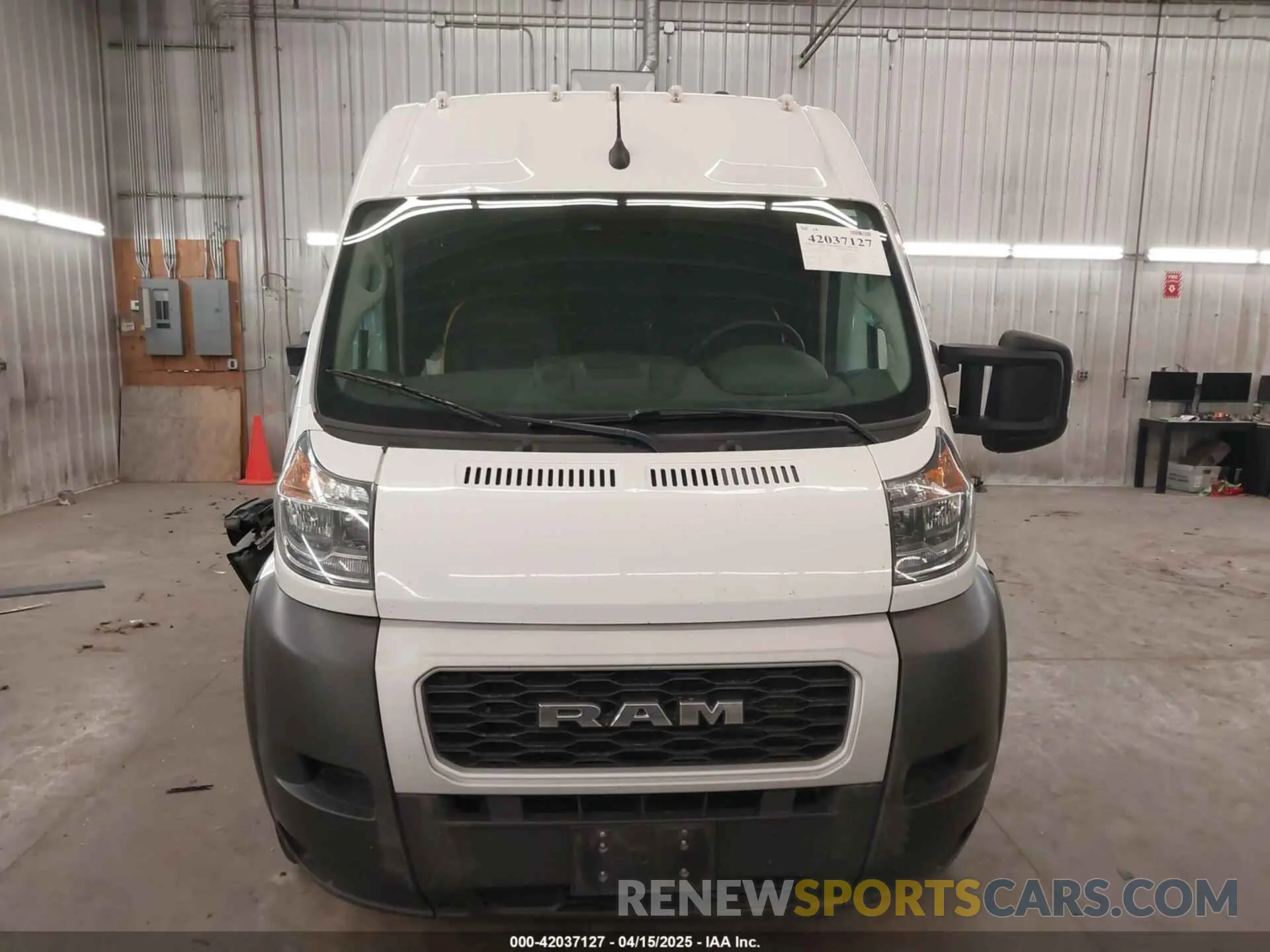 12 Photograph of a damaged car 3C6LRVBG2NE102092 RAM PROMASTER 1500 2022